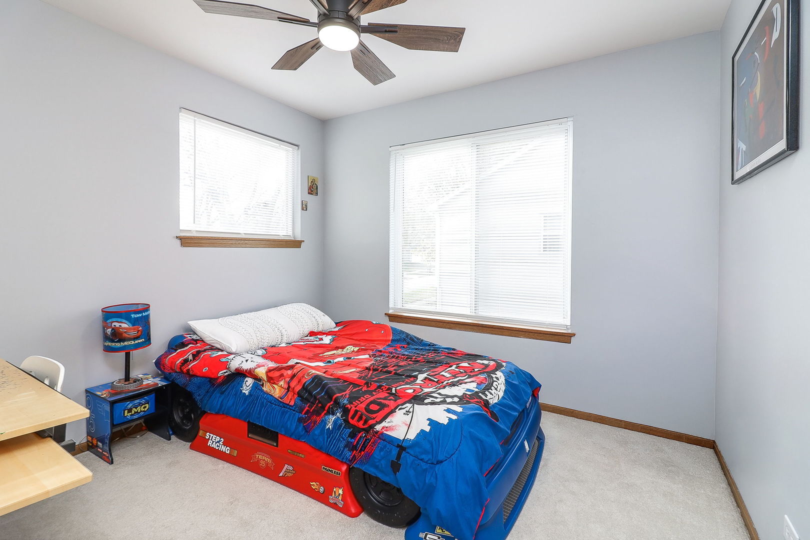 122 Arbor Avenue, Sugar Grove, IL 60554