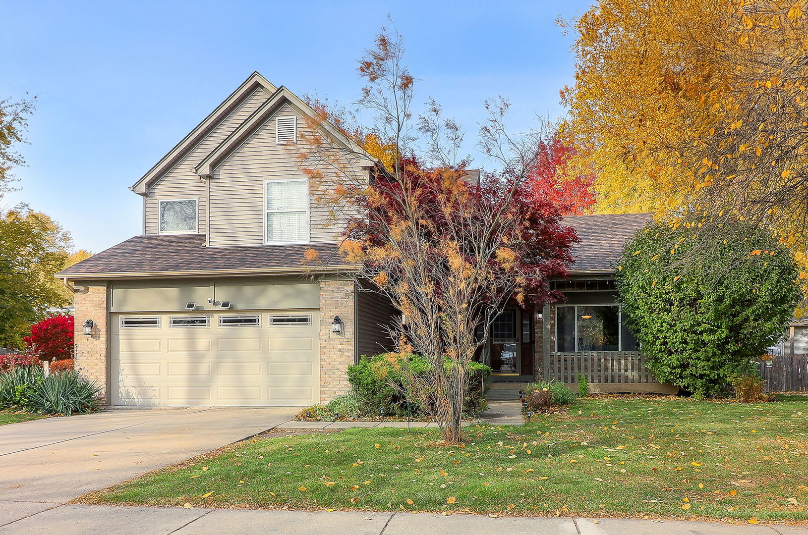 122 Arbor Avenue, Sugar Grove, IL 60554