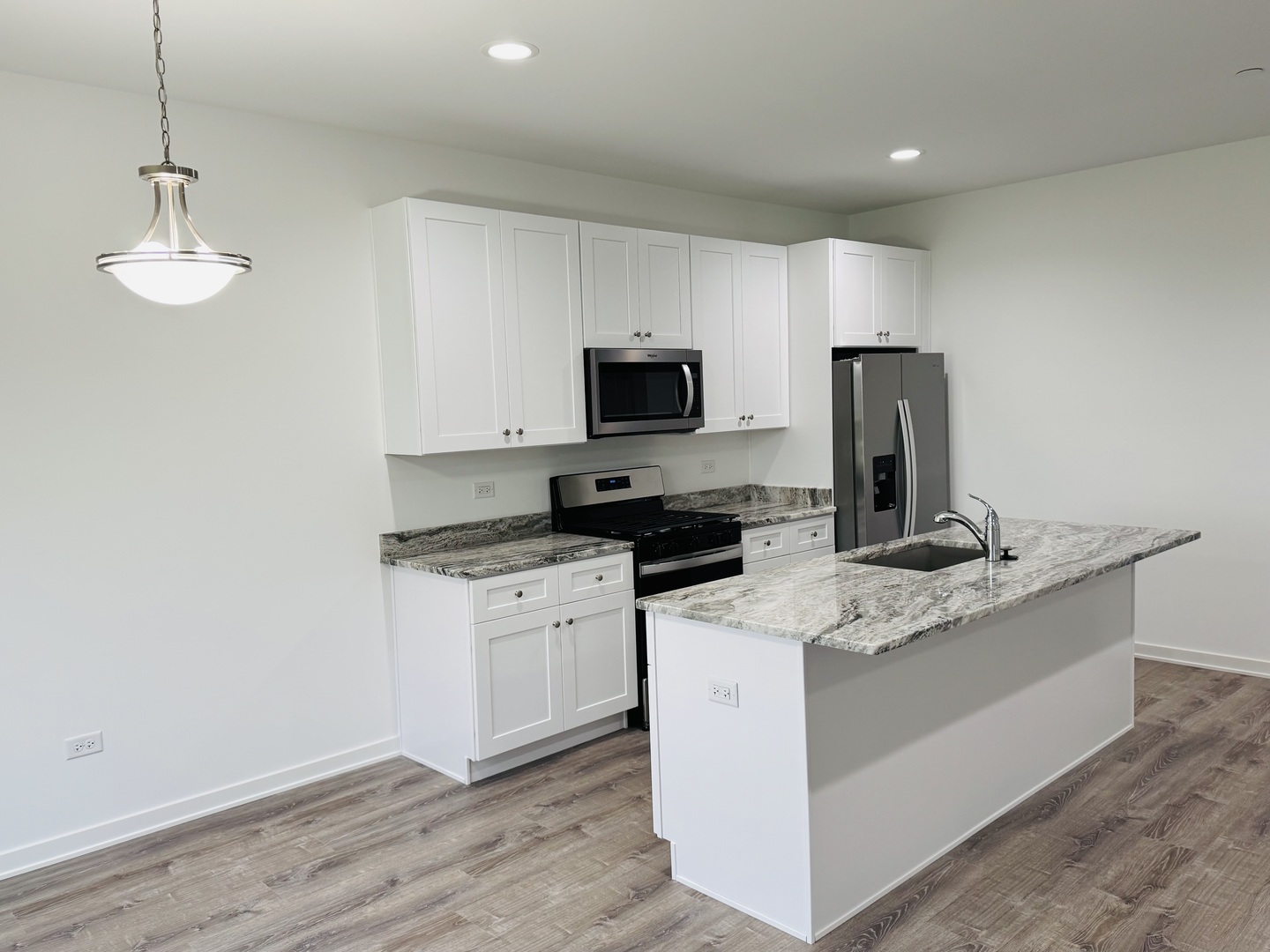 1245 Gillespie Lane, Yorkville, IL 60560