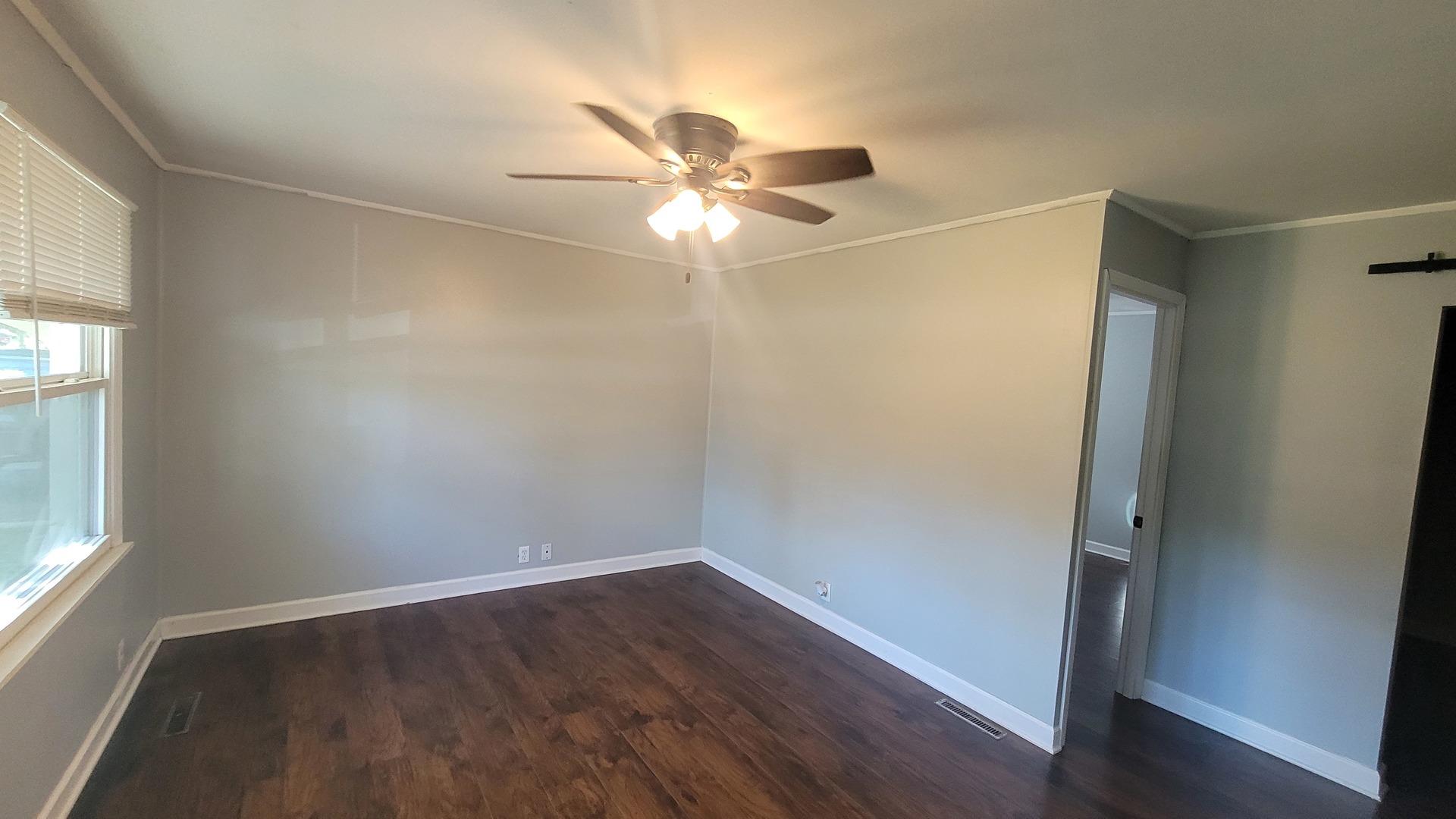 34 Hickory Drive, Carpentersville, IL 60110