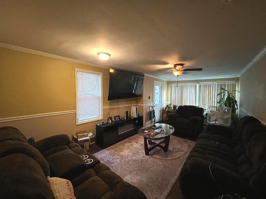 2518 20th Street, North Chicago, IL 60064