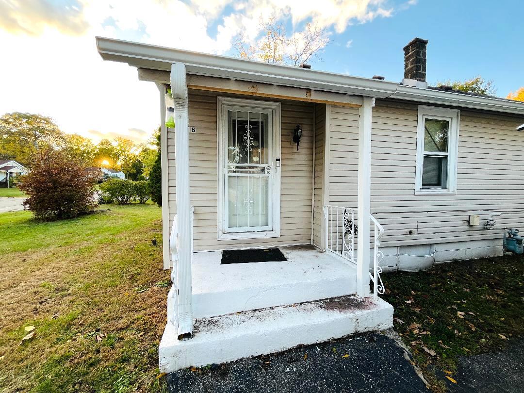 2518 20th Street, North Chicago, IL 60064