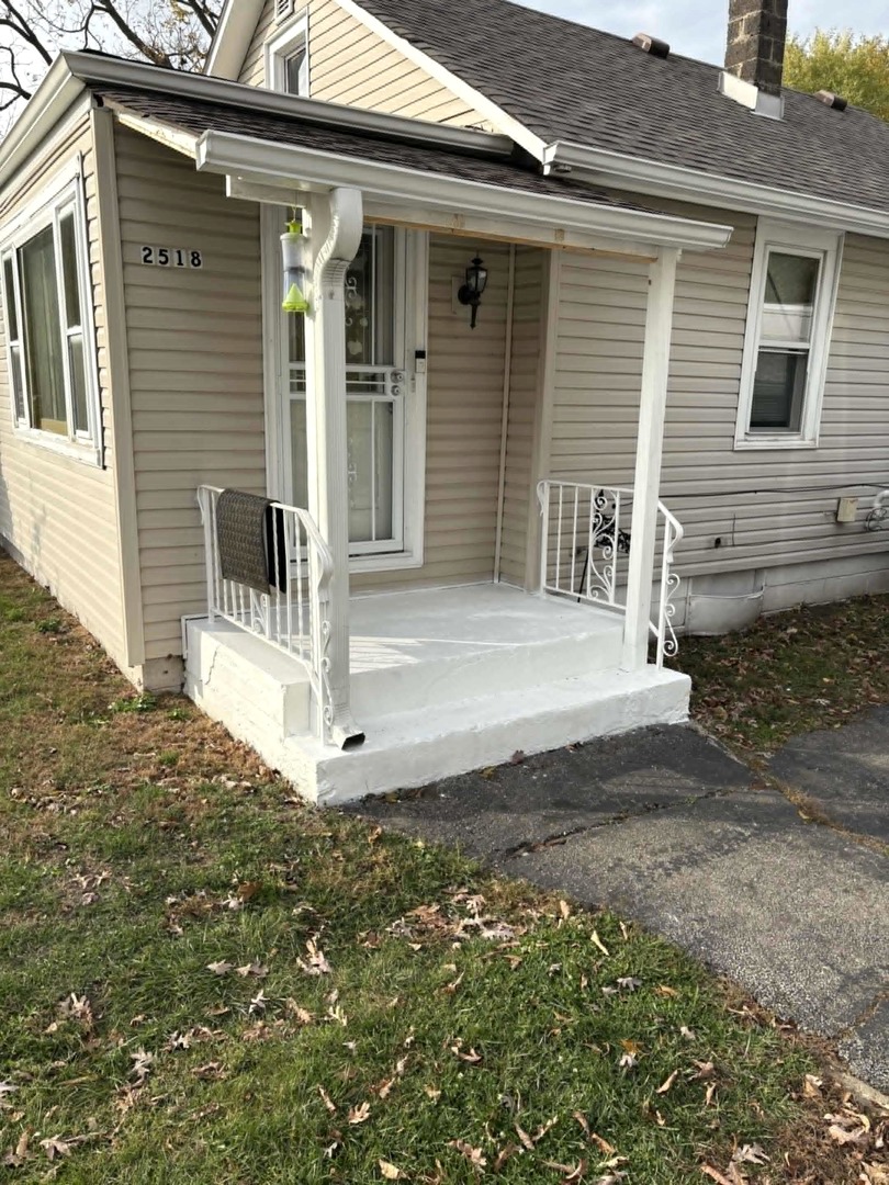 2518 20th Street, North Chicago, IL 60064
