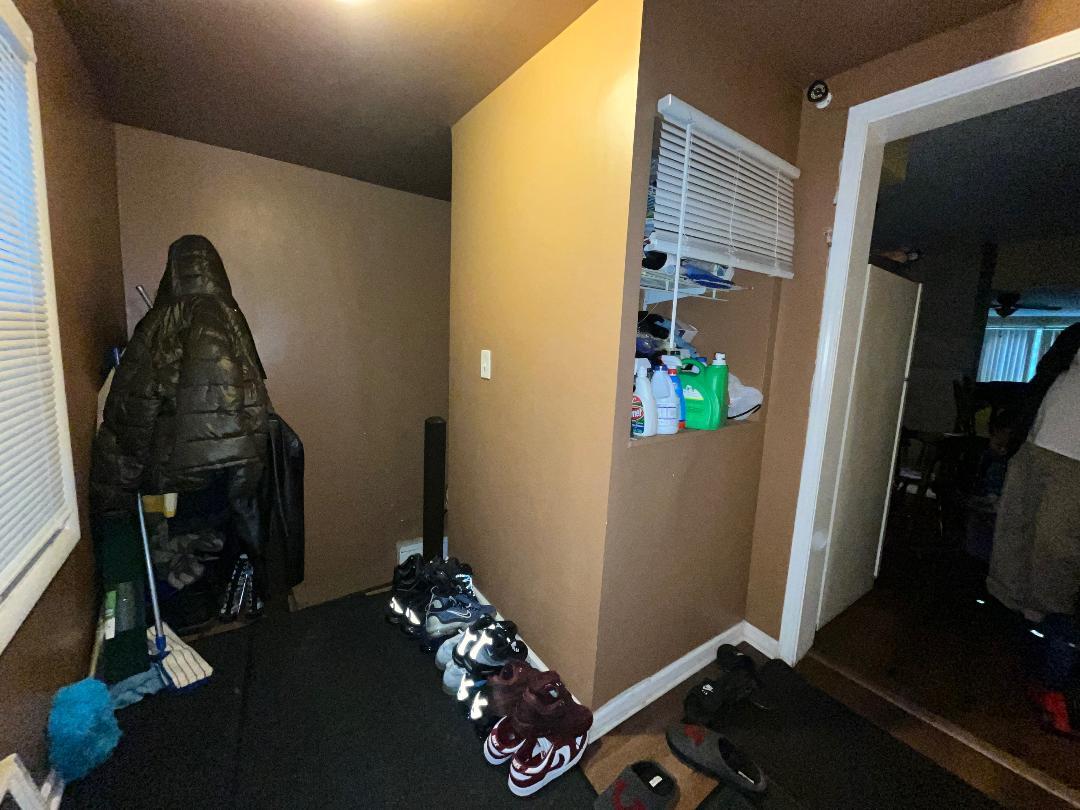 2518 20th Street, North Chicago, IL 60064