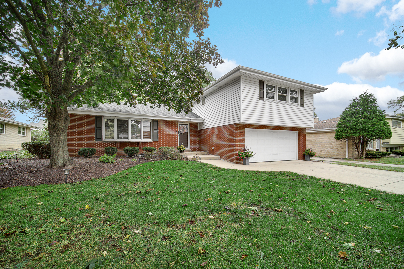 529 Birch Street, Itasca, IL 60143