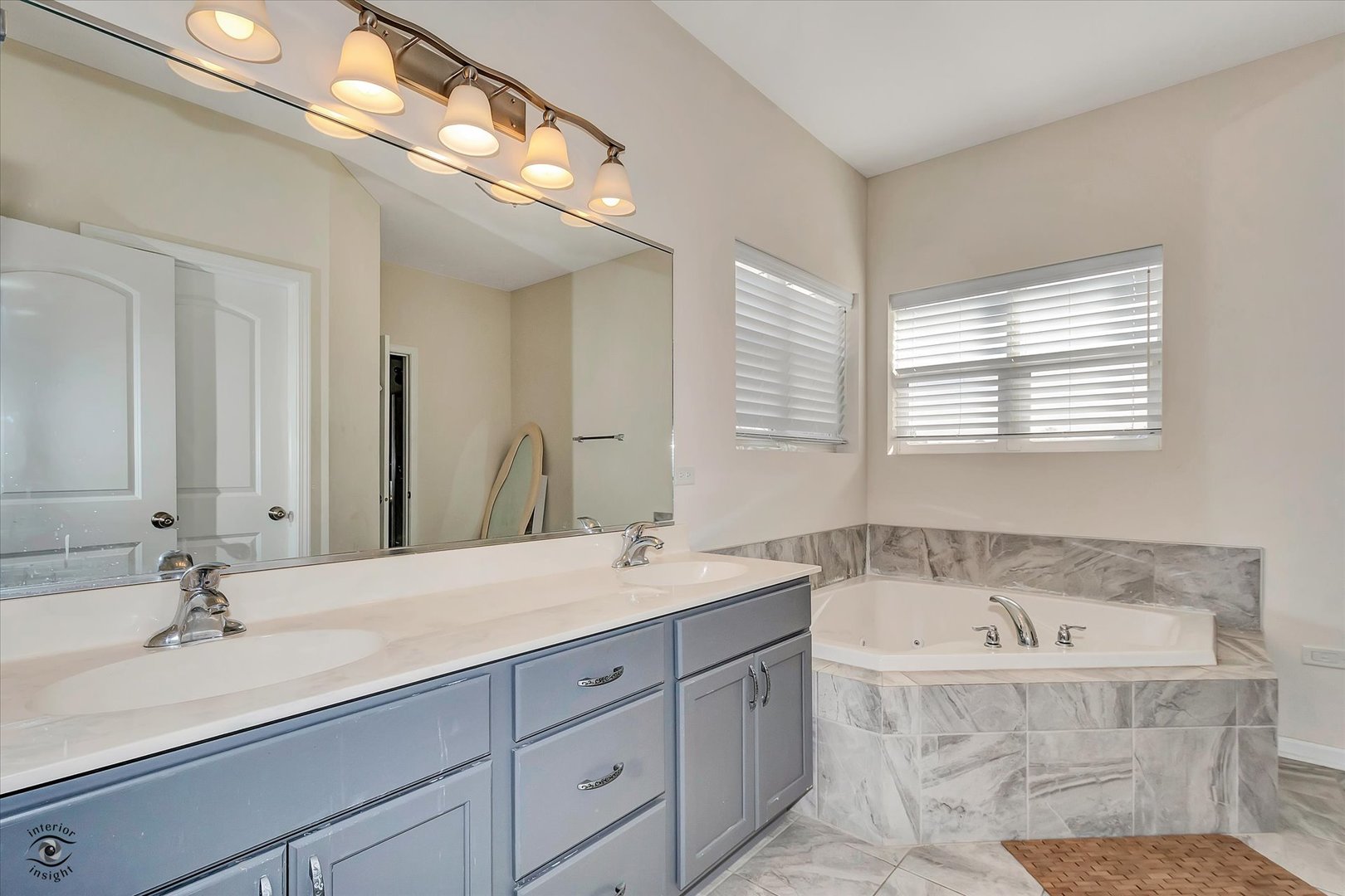 19811 Margaret Court, Lynwood, IL 60411