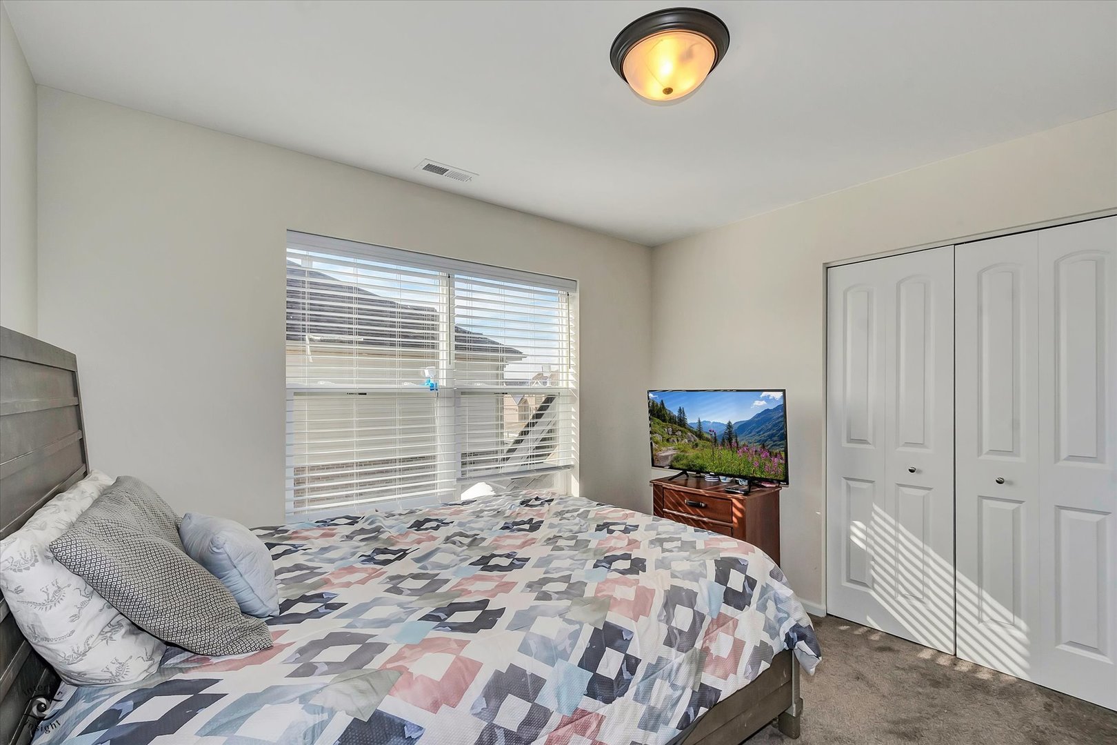 19811 Margaret Court, Lynwood, IL 60411