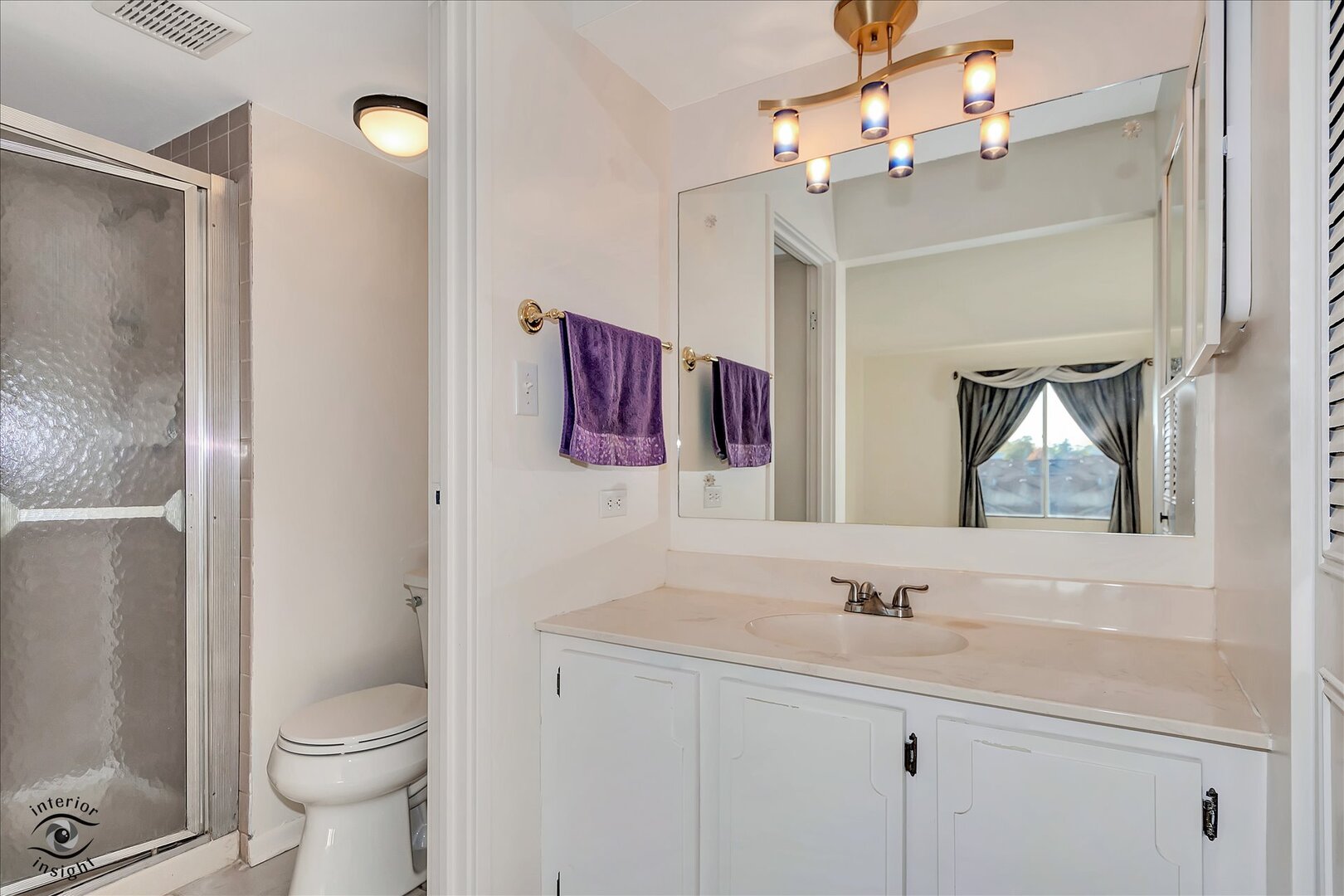 1327 Cass Lane #301, Westmont, IL 60559