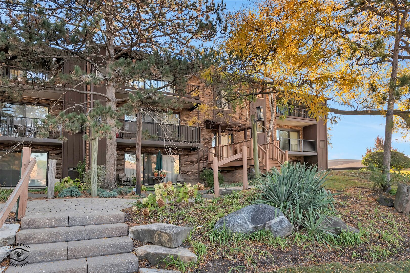 1327 Cass Lane #301, Westmont, IL 60559