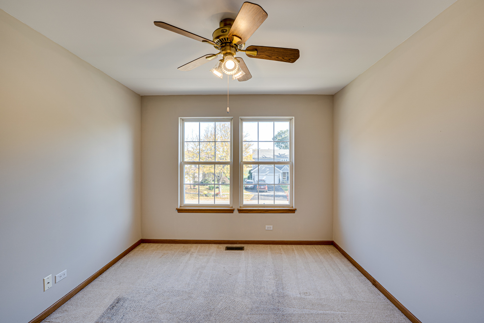 2328 Lexington Lane, Naperville, IL 60540