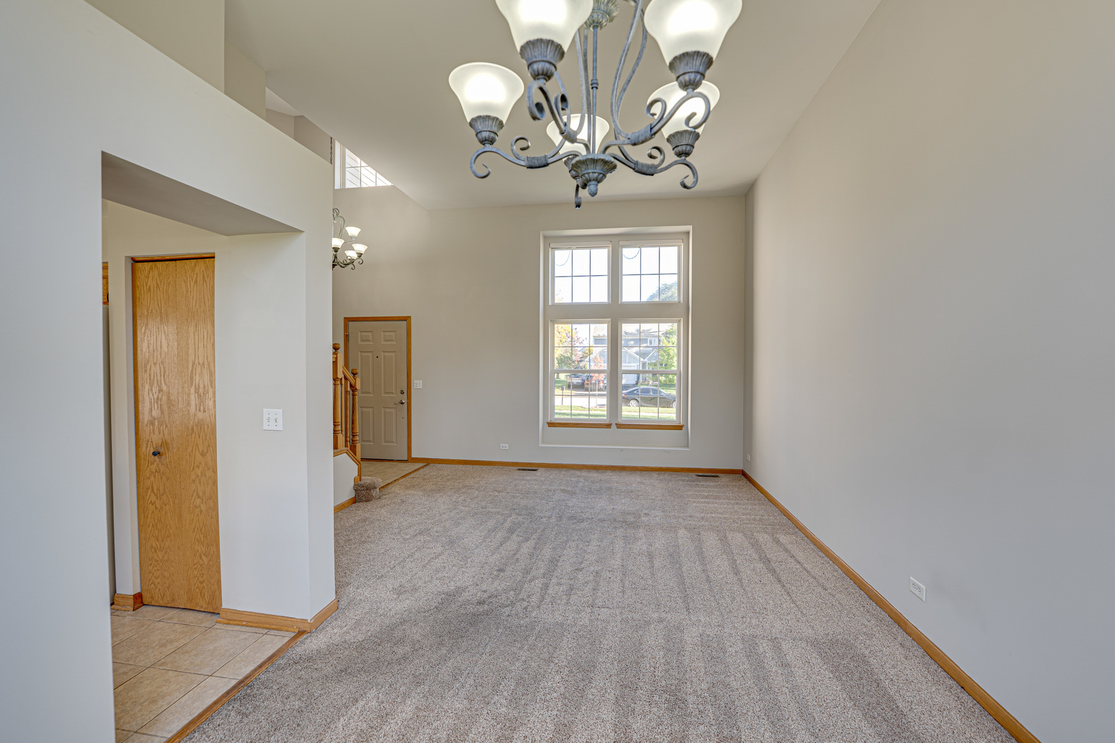 2328 Lexington Lane, Naperville, IL 60540