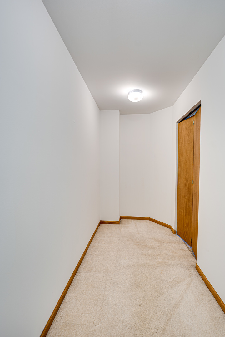 2328 Lexington Lane, Naperville, IL 60540