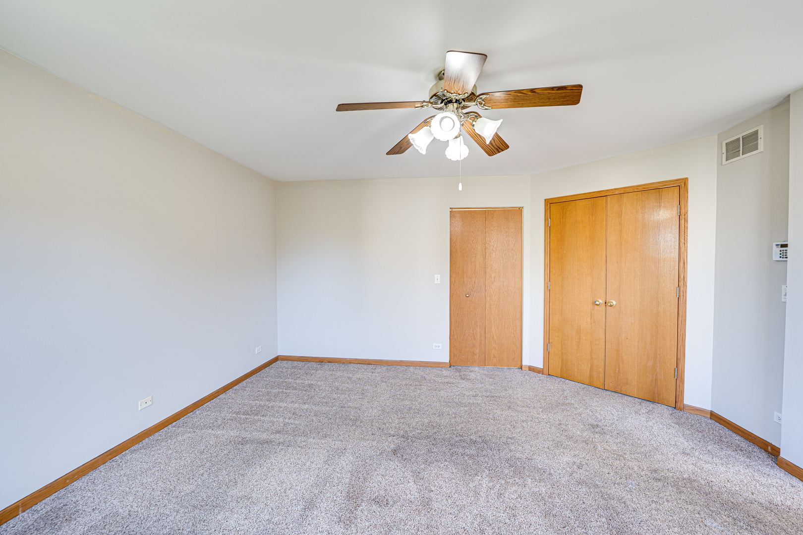 2328 Lexington Lane, Naperville, IL 60540