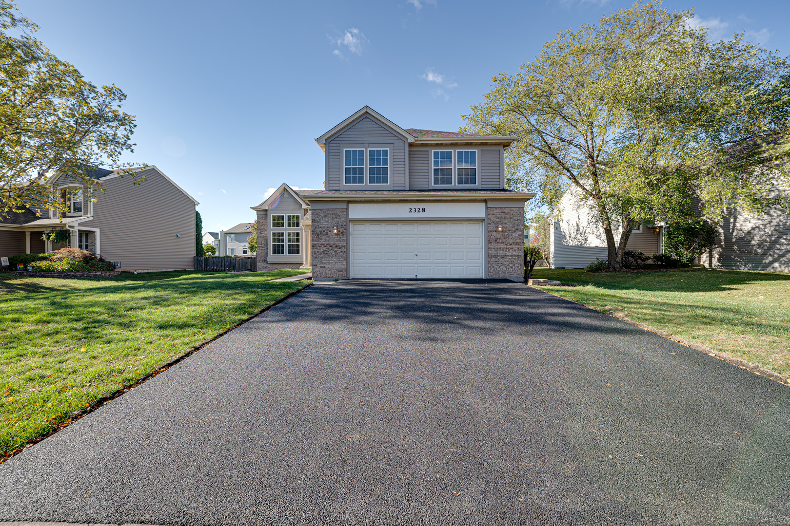 2328 Lexington Lane, Naperville, IL 60540