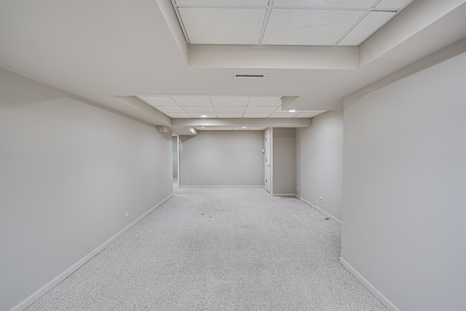 2328 Lexington Lane, Naperville, IL 60540