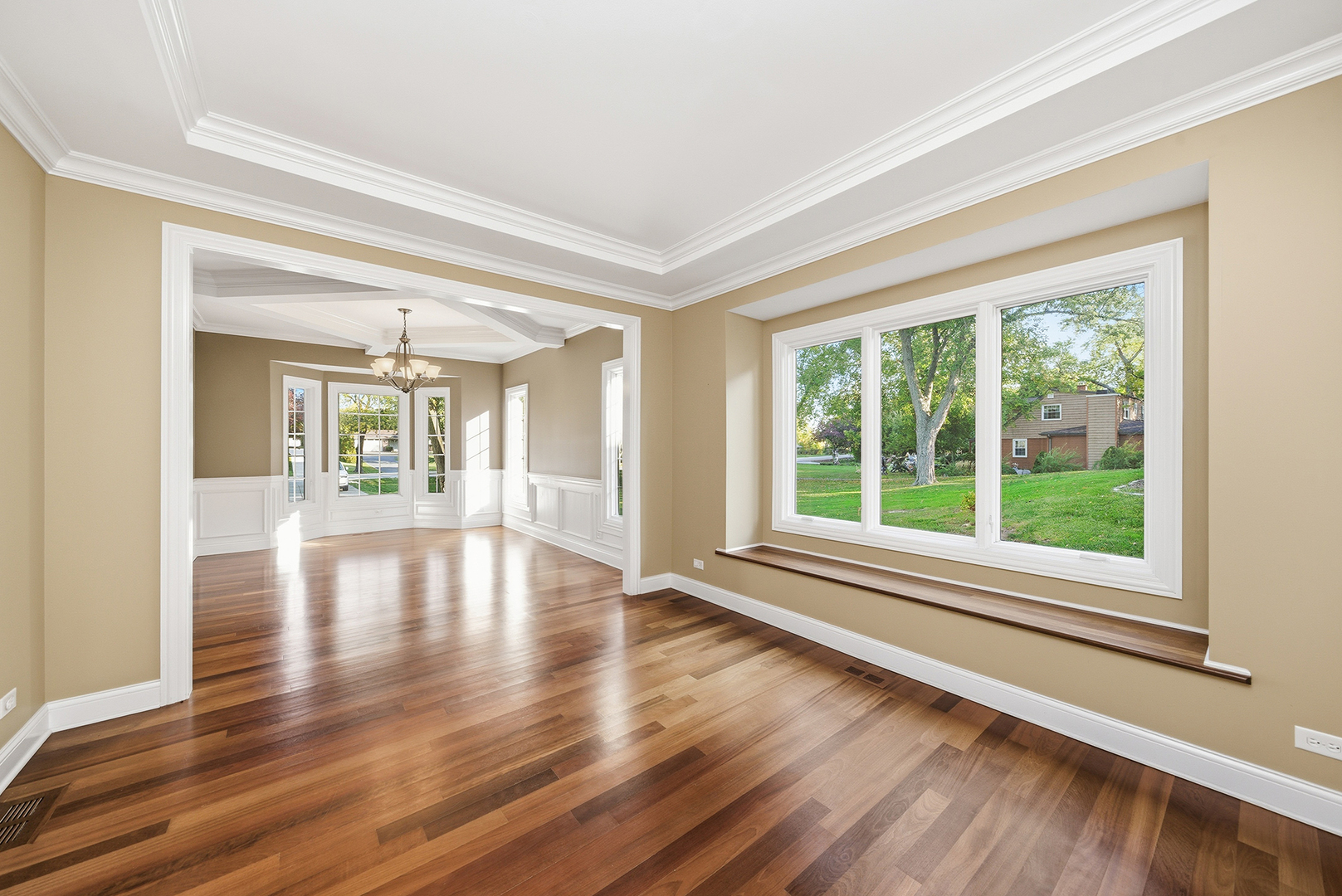 4004 Venard Road, Downers Grove, IL 60515