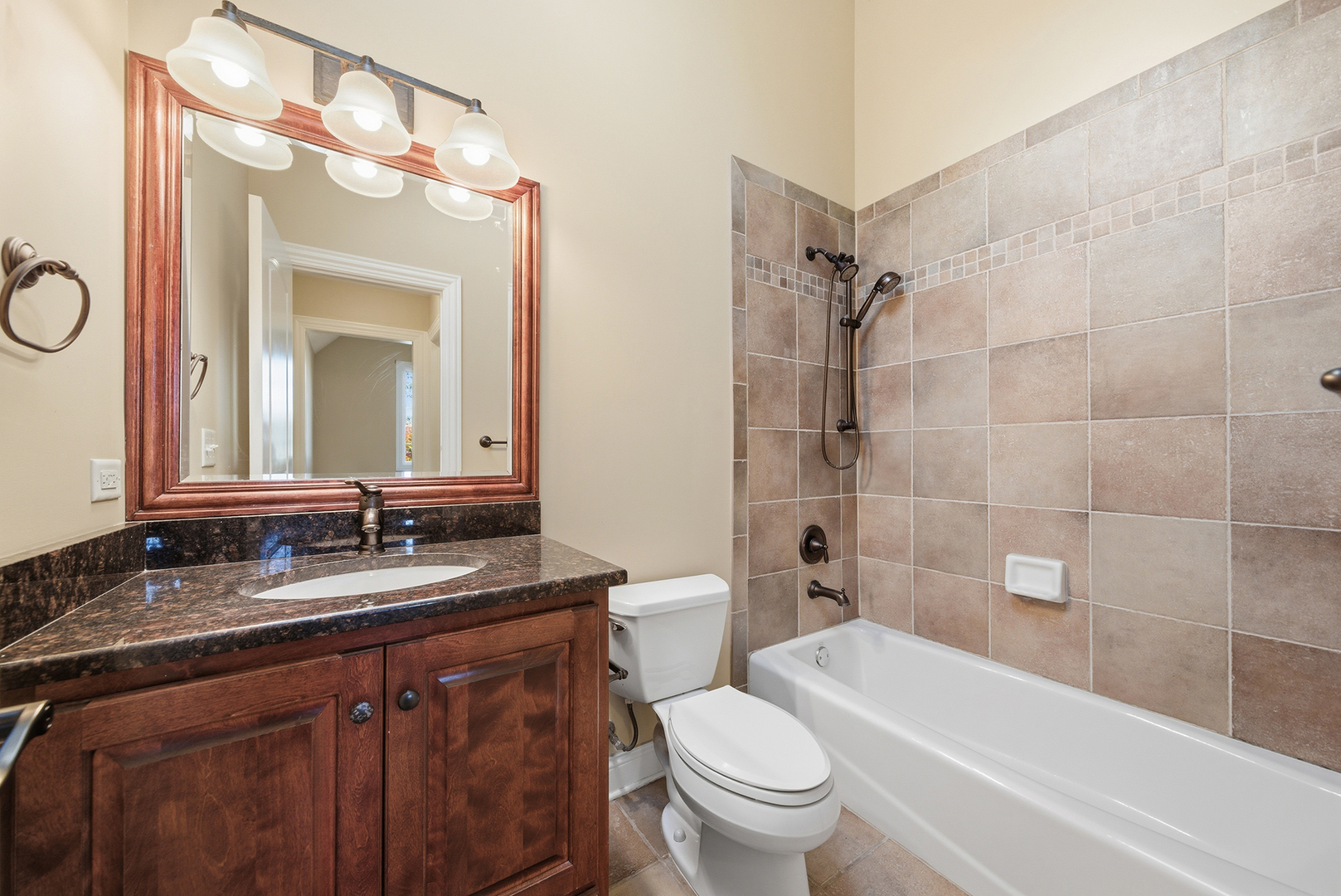 4004 Venard Road, Downers Grove, IL 60515