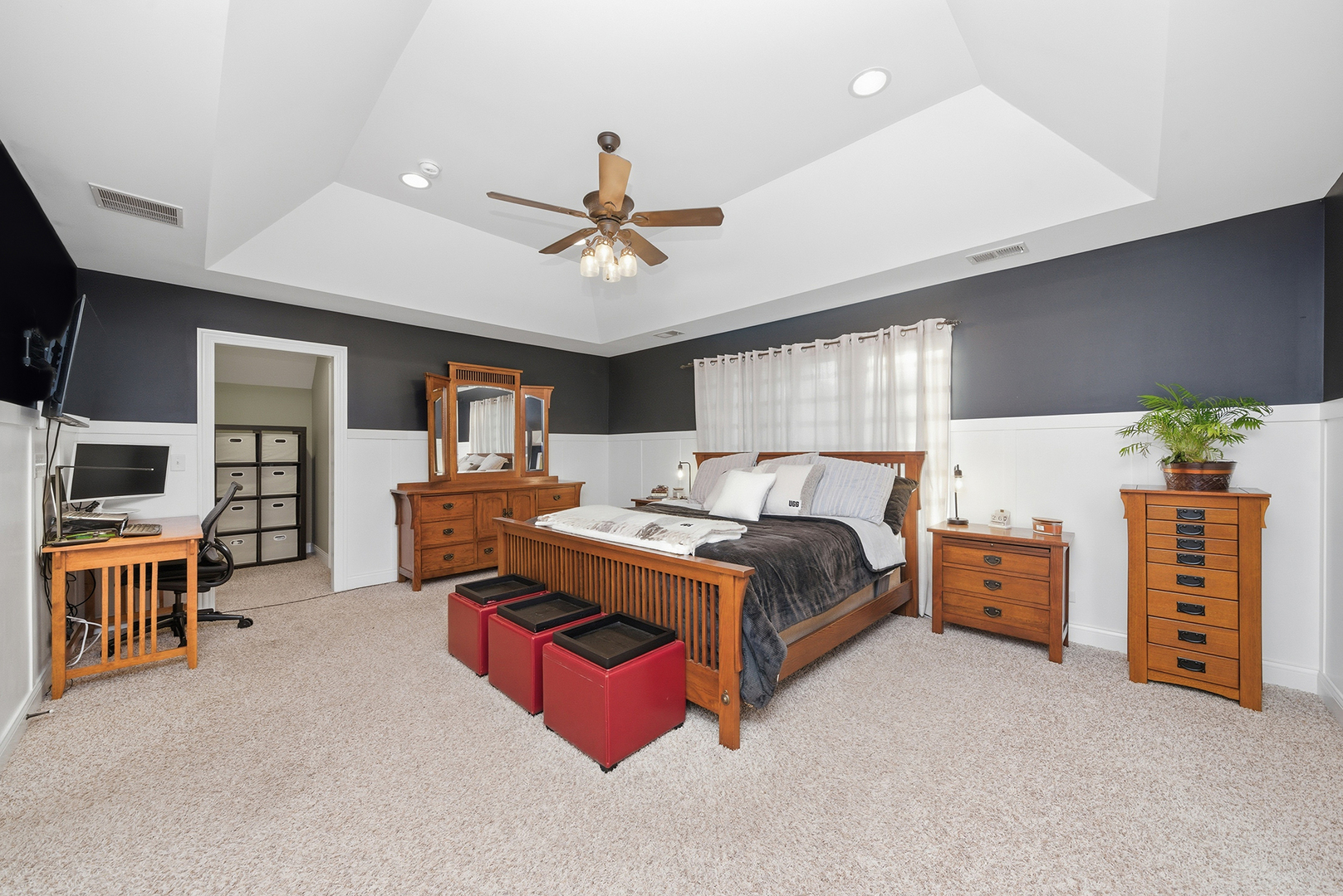 4004 Venard Road, Downers Grove, IL 60515