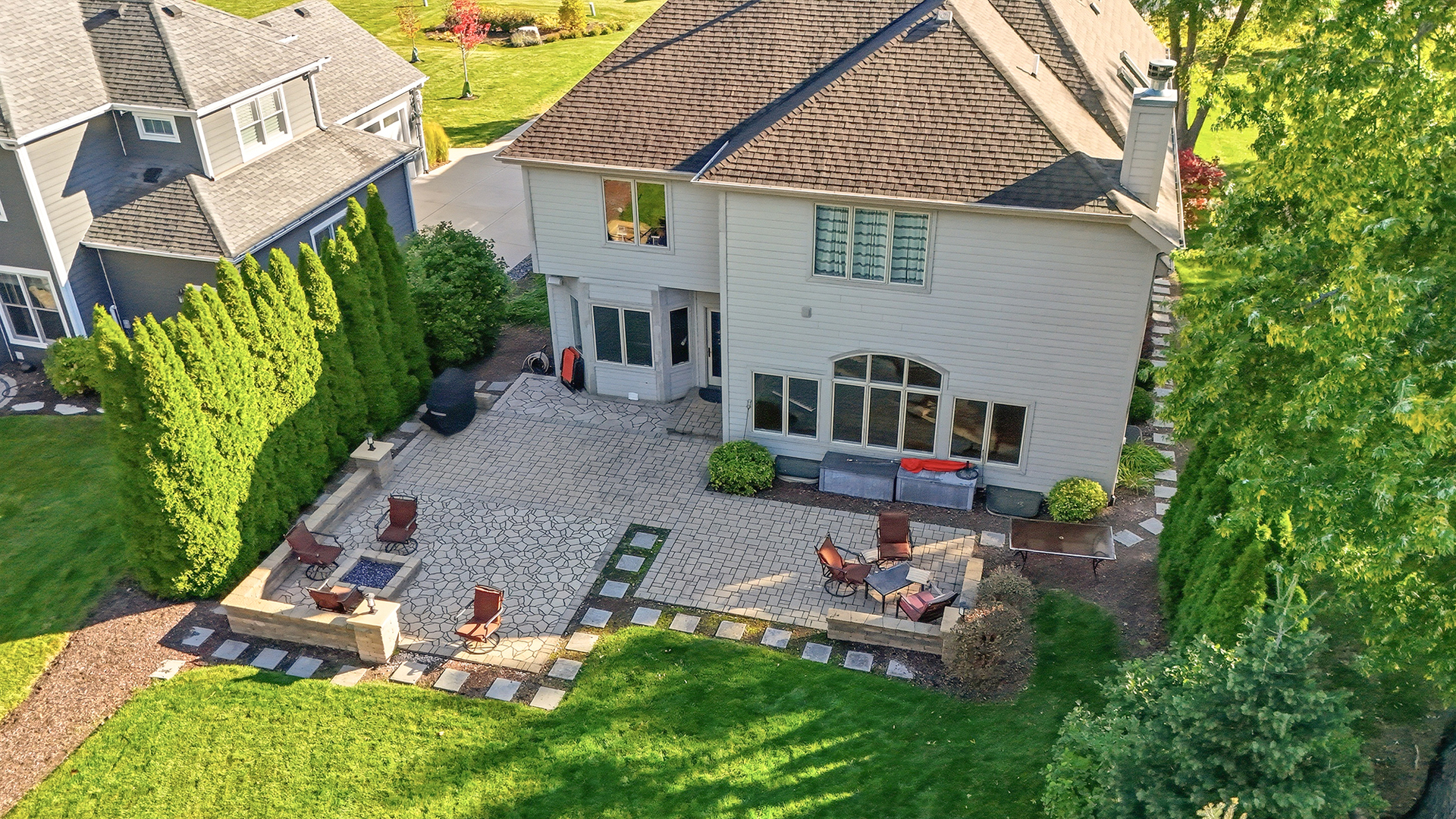 4004 Venard Road, Downers Grove, IL 60515