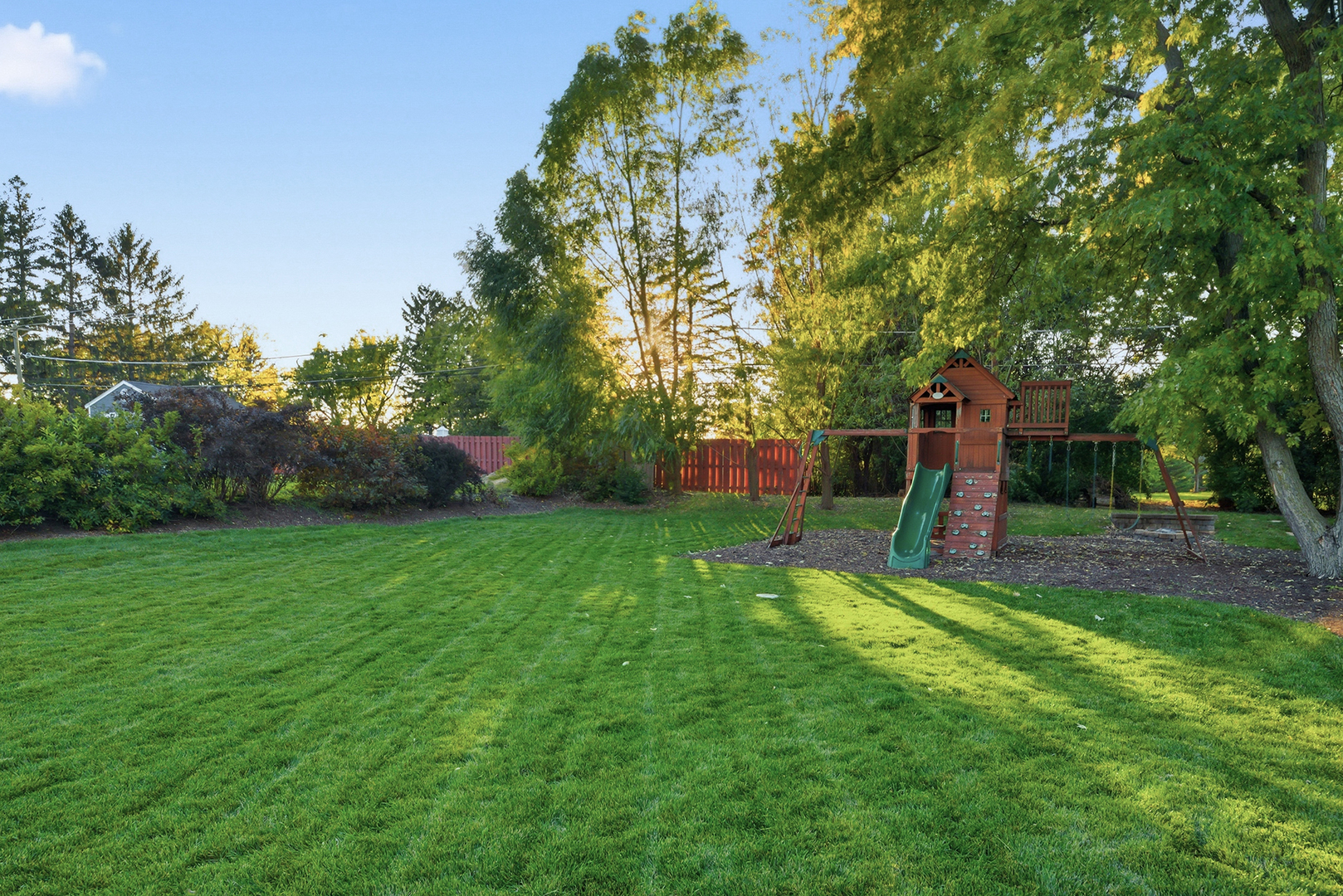 4004 Venard Road, Downers Grove, IL 60515