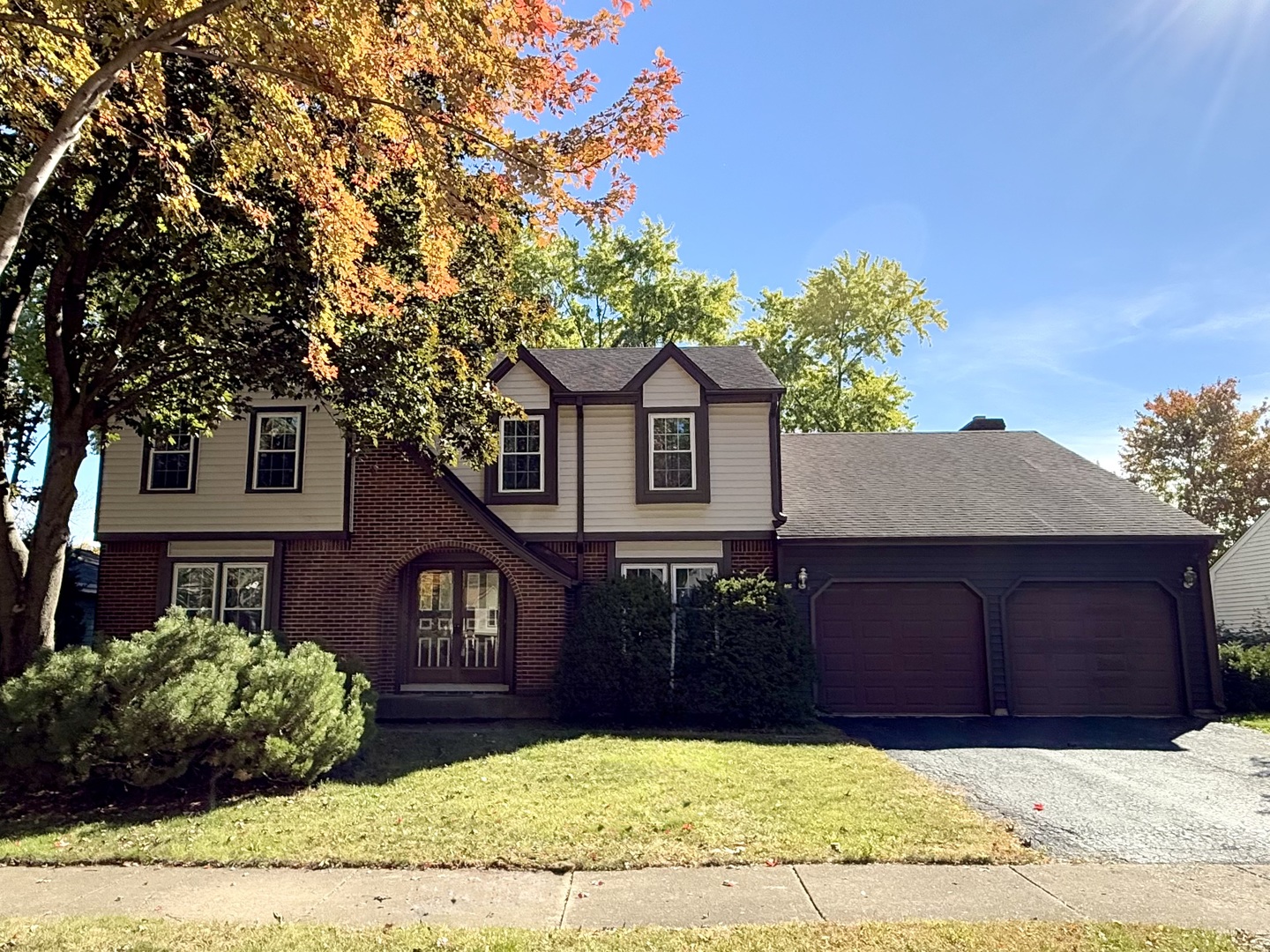 1342 Winchester Court, Naperville, IL 60563