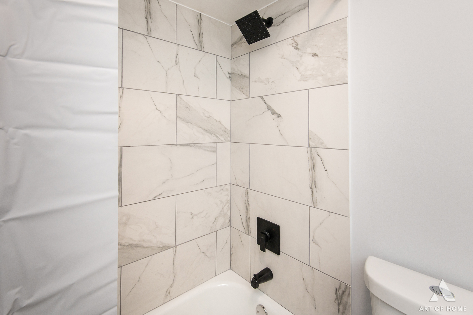 10956 S Nagle Avenue, Worth, IL 60482