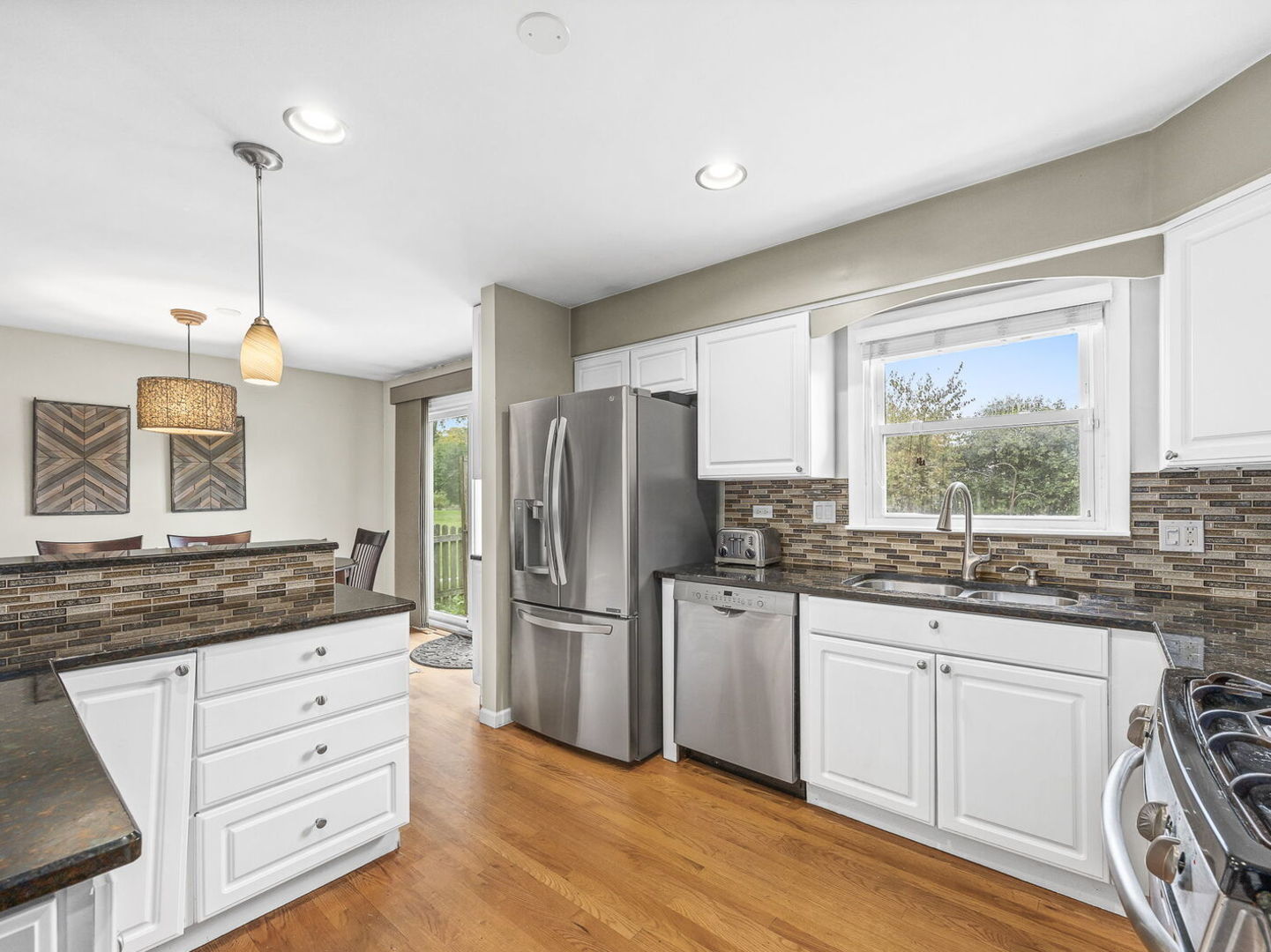 212 55th Place, Downers Grove, IL 60516