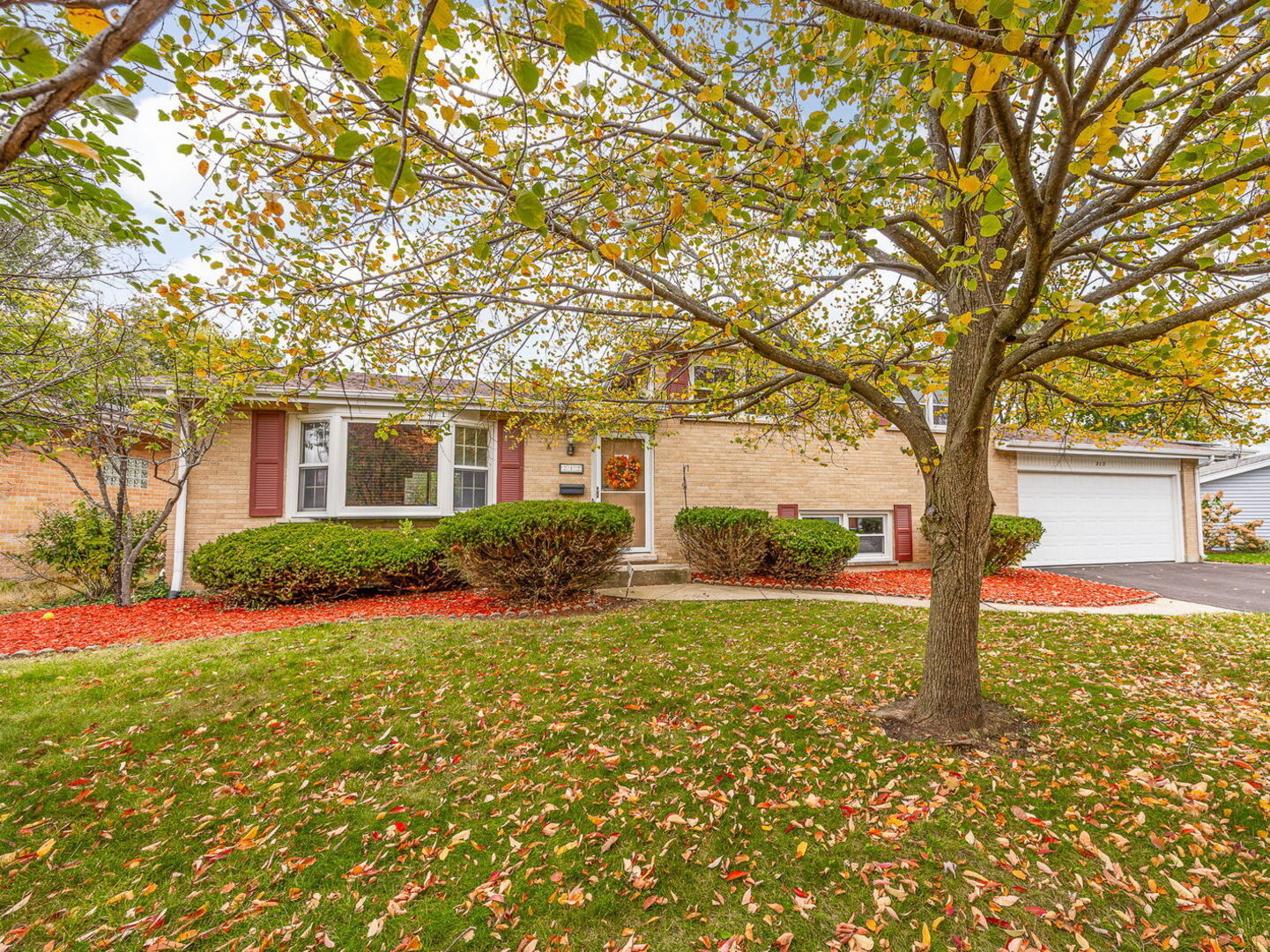 212 55th Place, Downers Grove, IL 60516