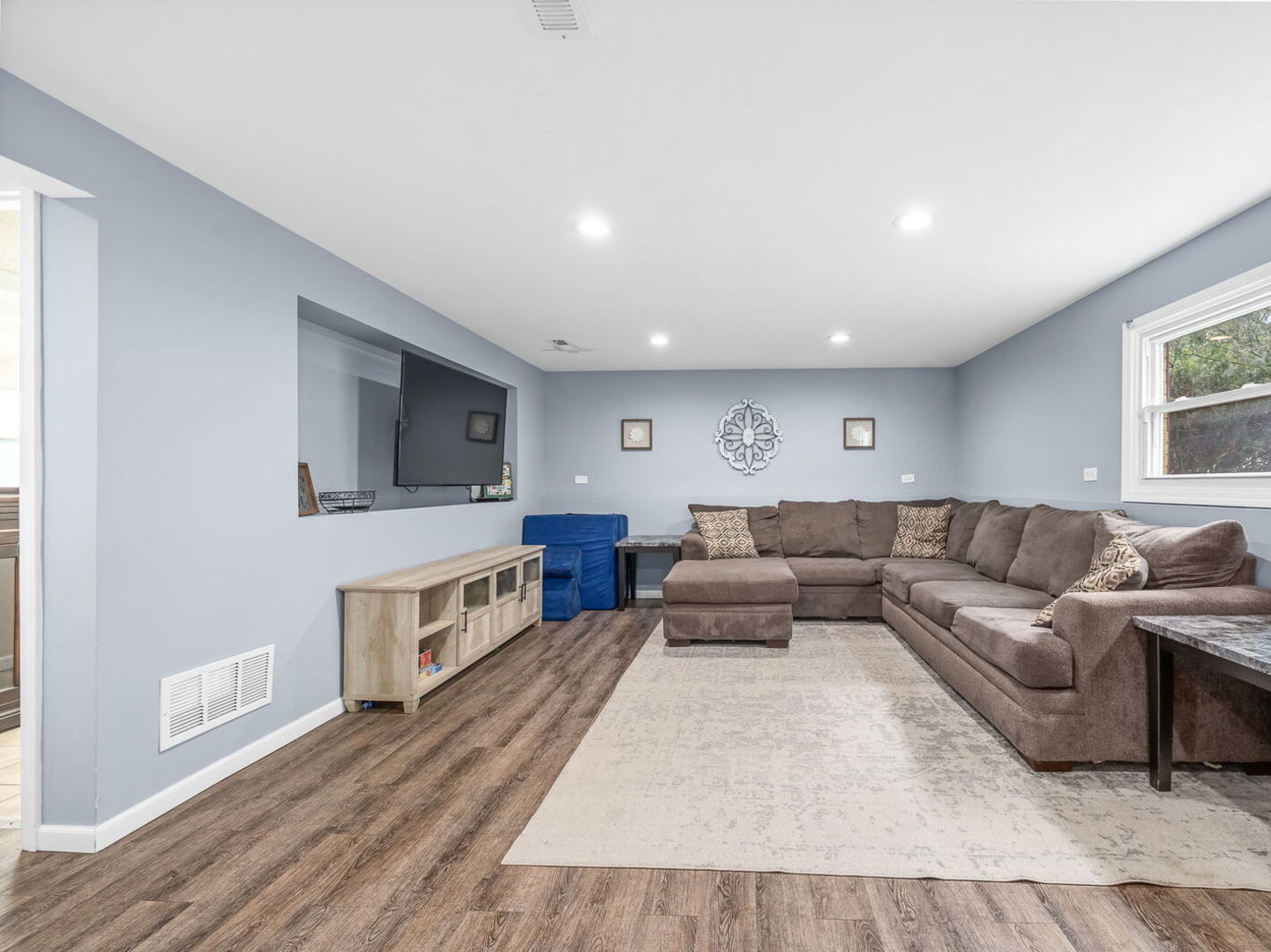 212 55th Place, Downers Grove, IL 60516