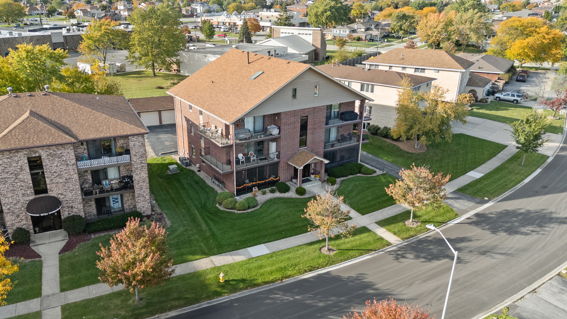16718 PAXTON Avenue #1S, Tinley Park, IL 60477