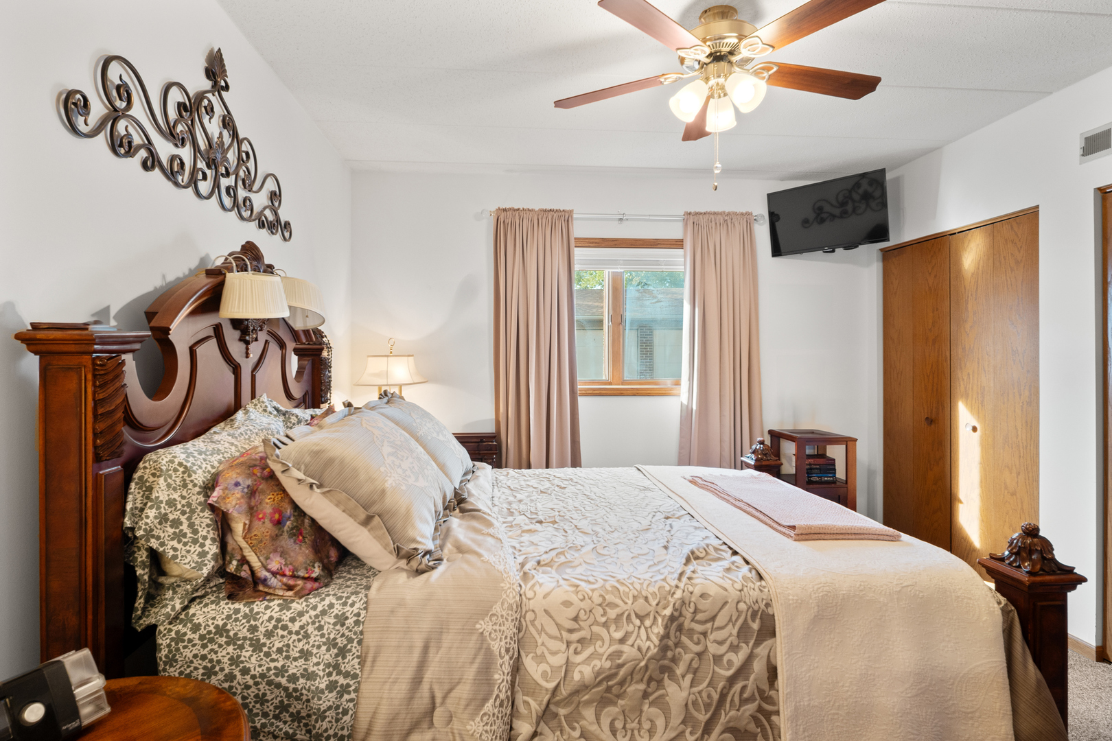 16718 PAXTON Avenue #1S, Tinley Park, IL 60477