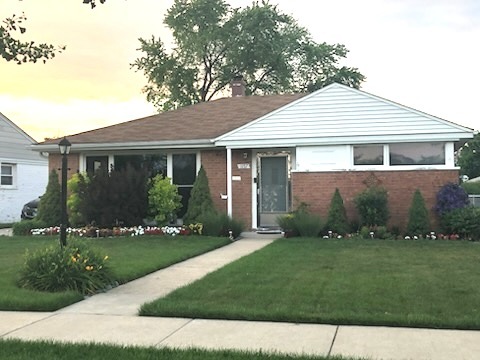 1157 W Grant Drive, Des Plaines, IL 60016