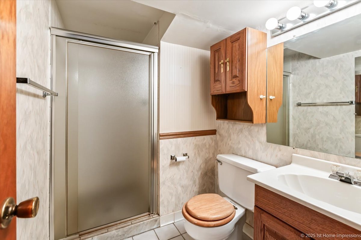 8154 S Karlov Avenue, Chicago, IL 60652