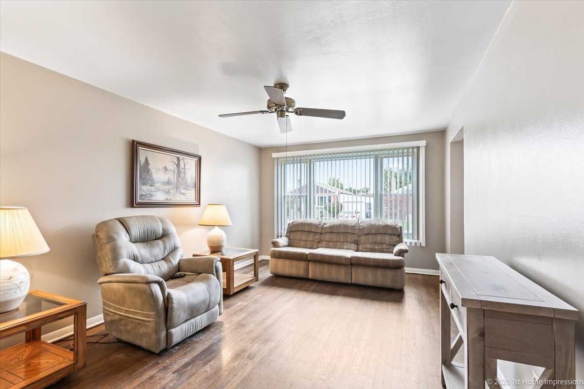 8154 S Karlov Avenue, Chicago, IL 60652