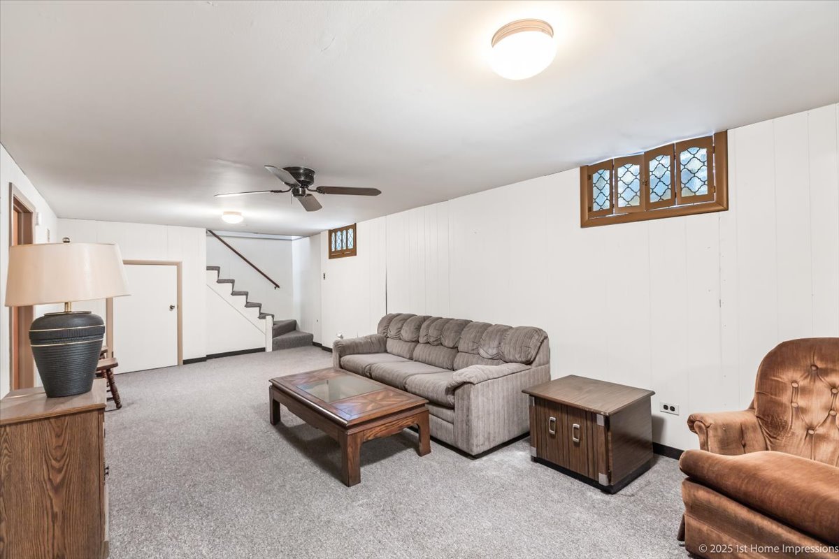 8154 S Karlov Avenue, Chicago, IL 60652