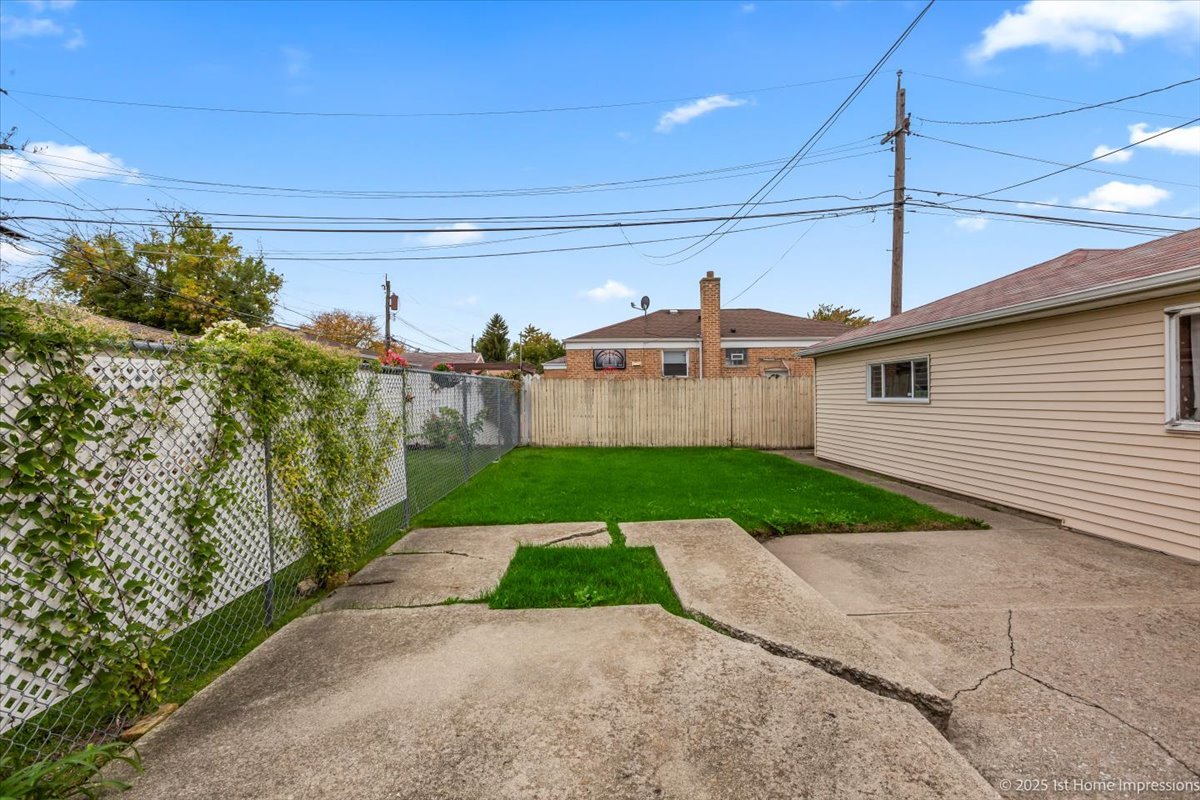 8154 S Karlov Avenue, Chicago, IL 60652