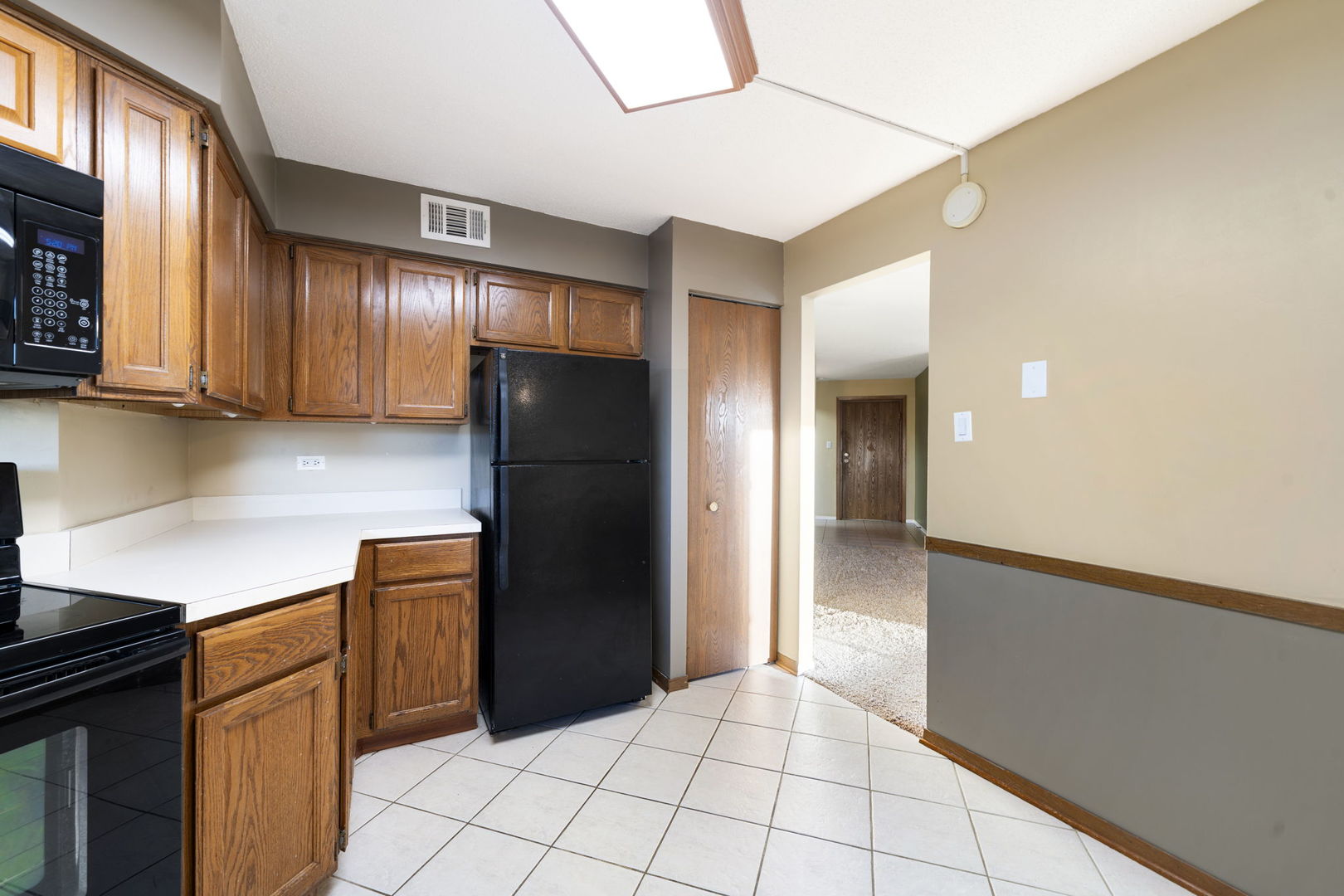 6421 Pershing Road #404, Stickney, IL 60402