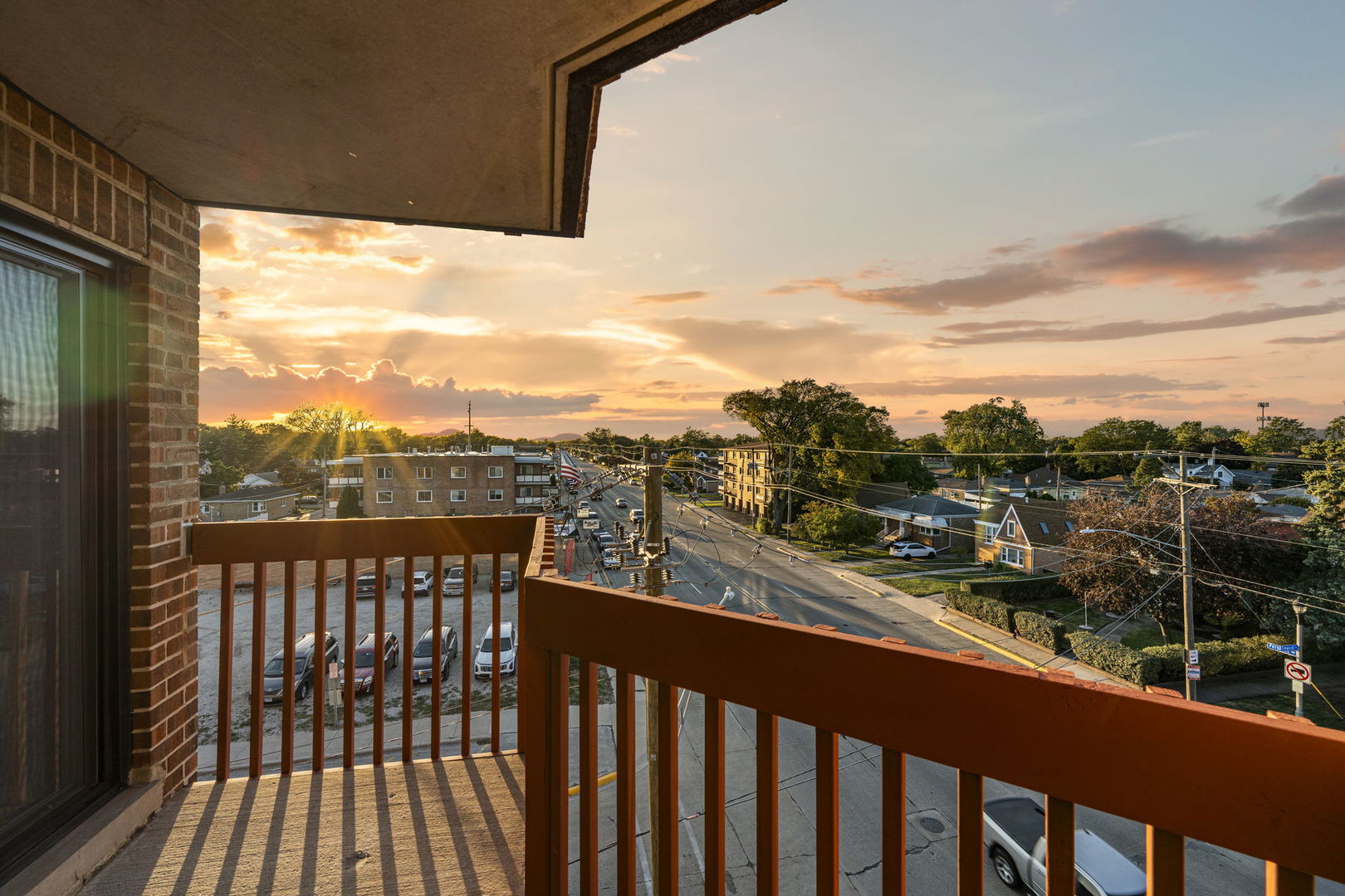 6421 Pershing Road #404, Stickney, IL 60402