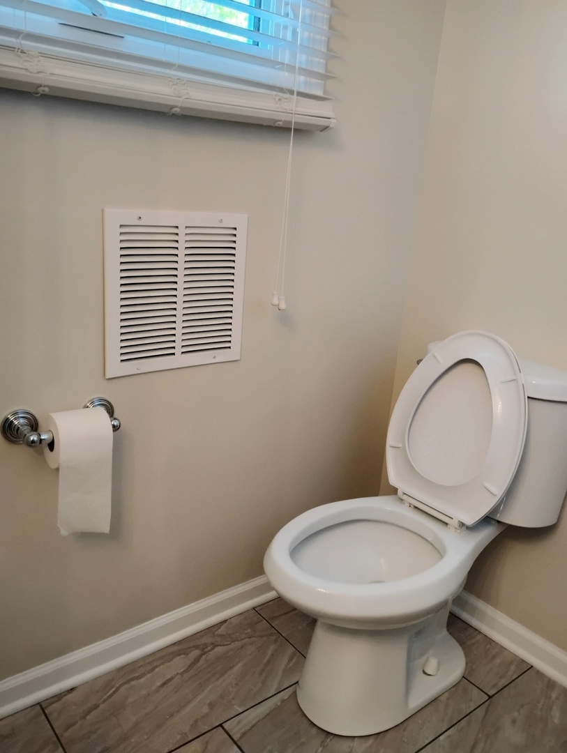 371 S Edison Avenue, Elgin, IL 60123