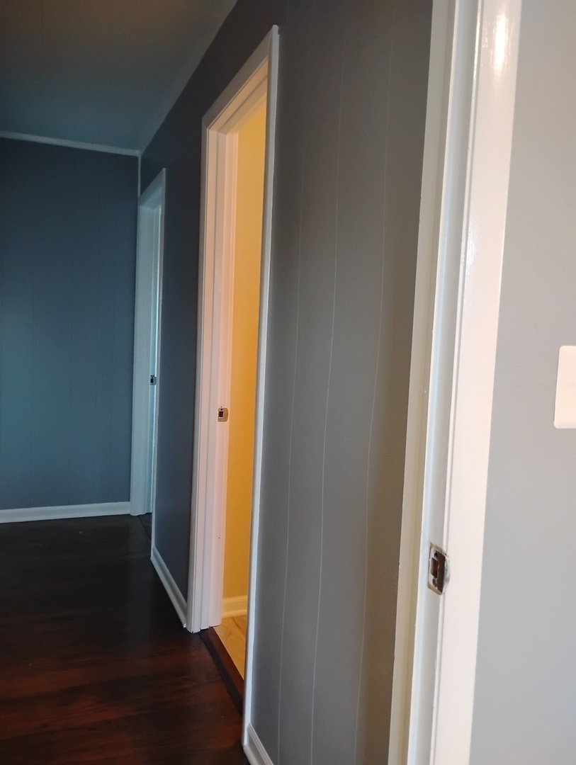 371 S Edison Avenue, Elgin, IL 60123