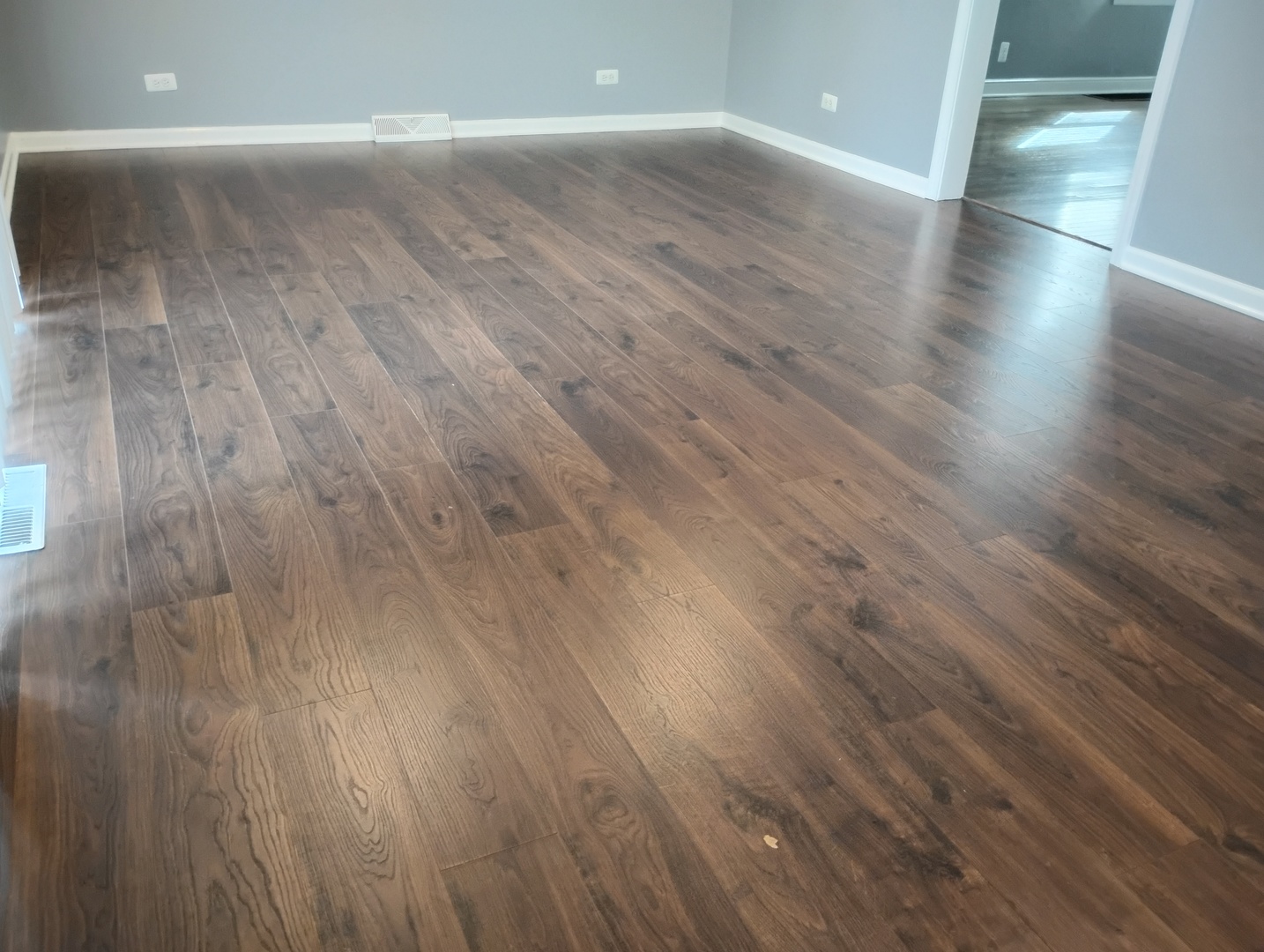 371 S Edison Avenue, Elgin, IL 60123