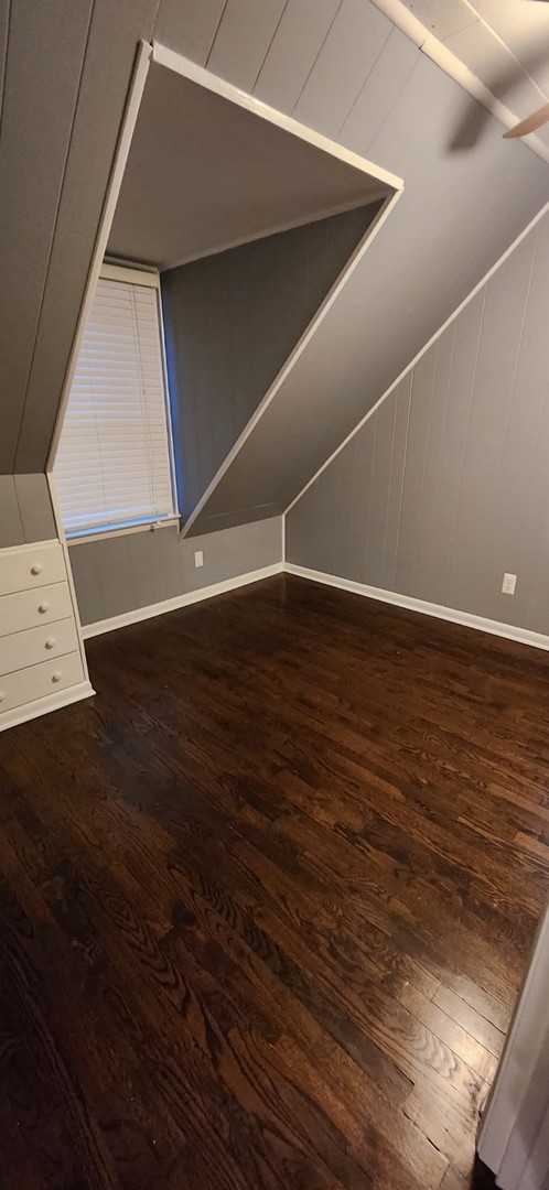 371 S Edison Avenue, Elgin, IL 60123