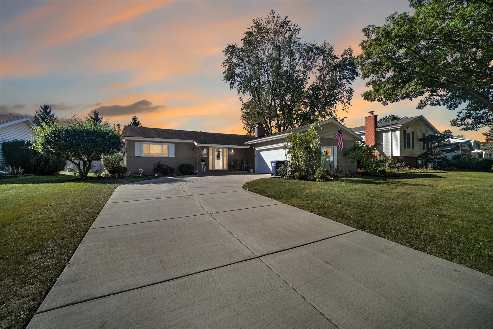 1125 Timber Lane, Darien, IL 60561