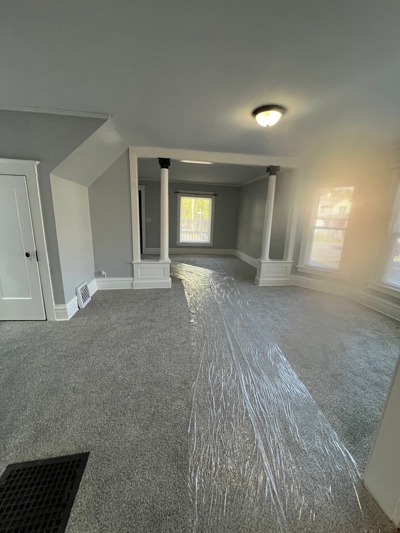 515 North Avenue, Aurora, IL 60505