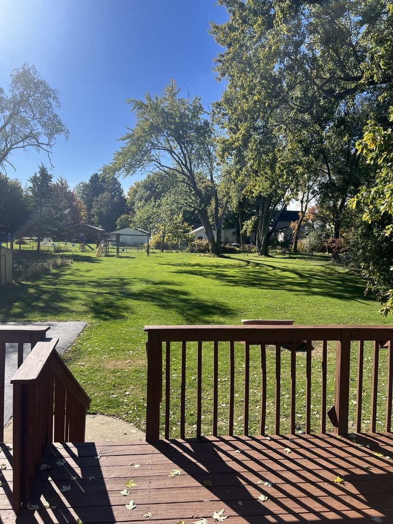 515 North Avenue, Aurora, IL 60505