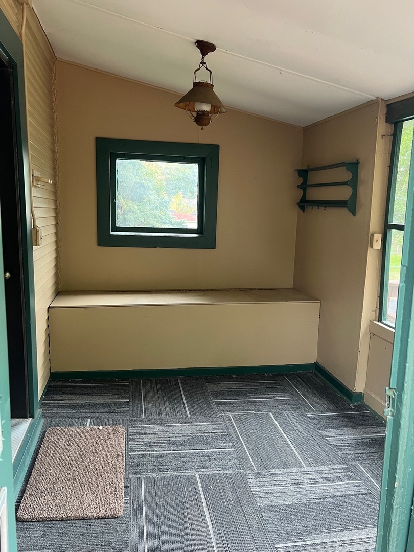 515 North Avenue, Aurora, IL 60505