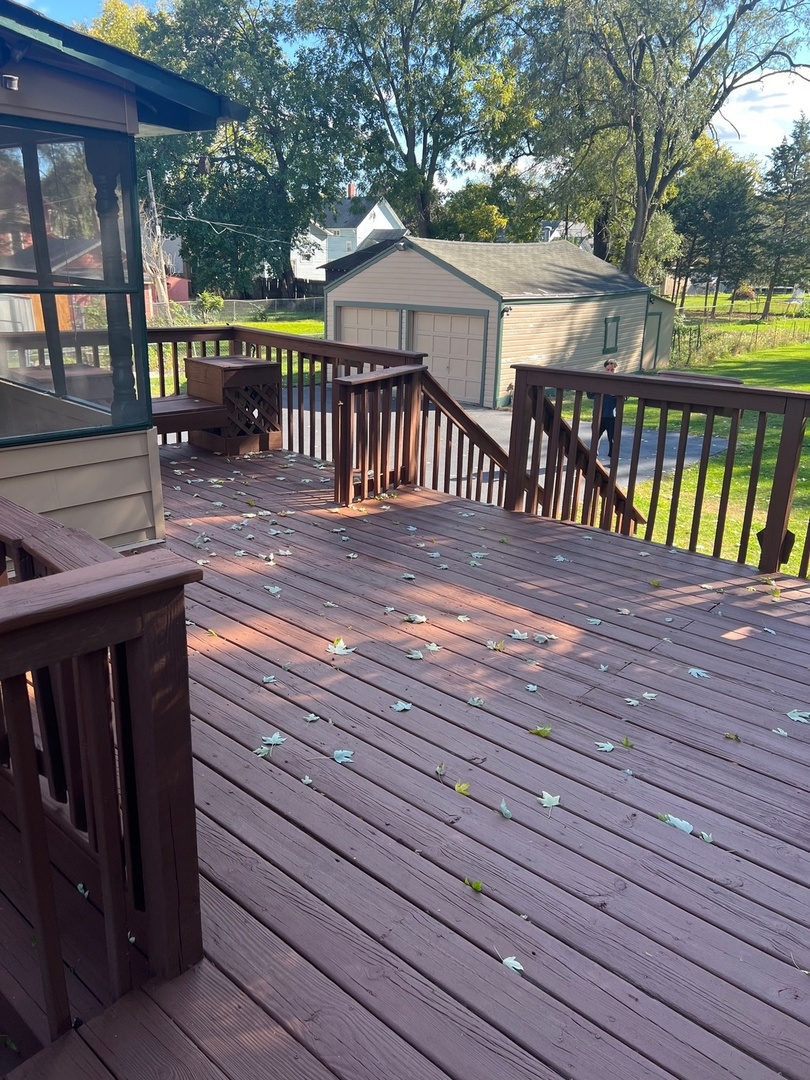 515 North Avenue, Aurora, IL 60505