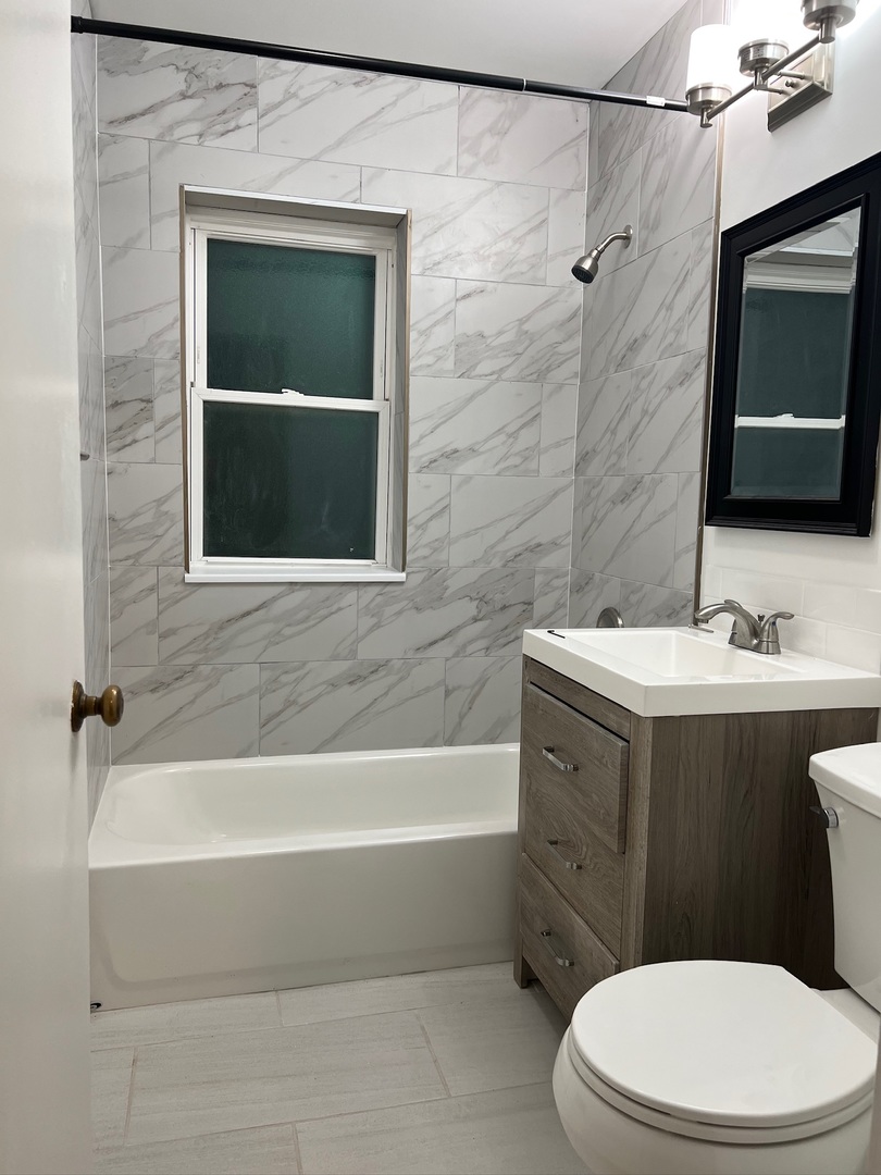 4603 Grove Avenue #1, Brookfield, IL 60513