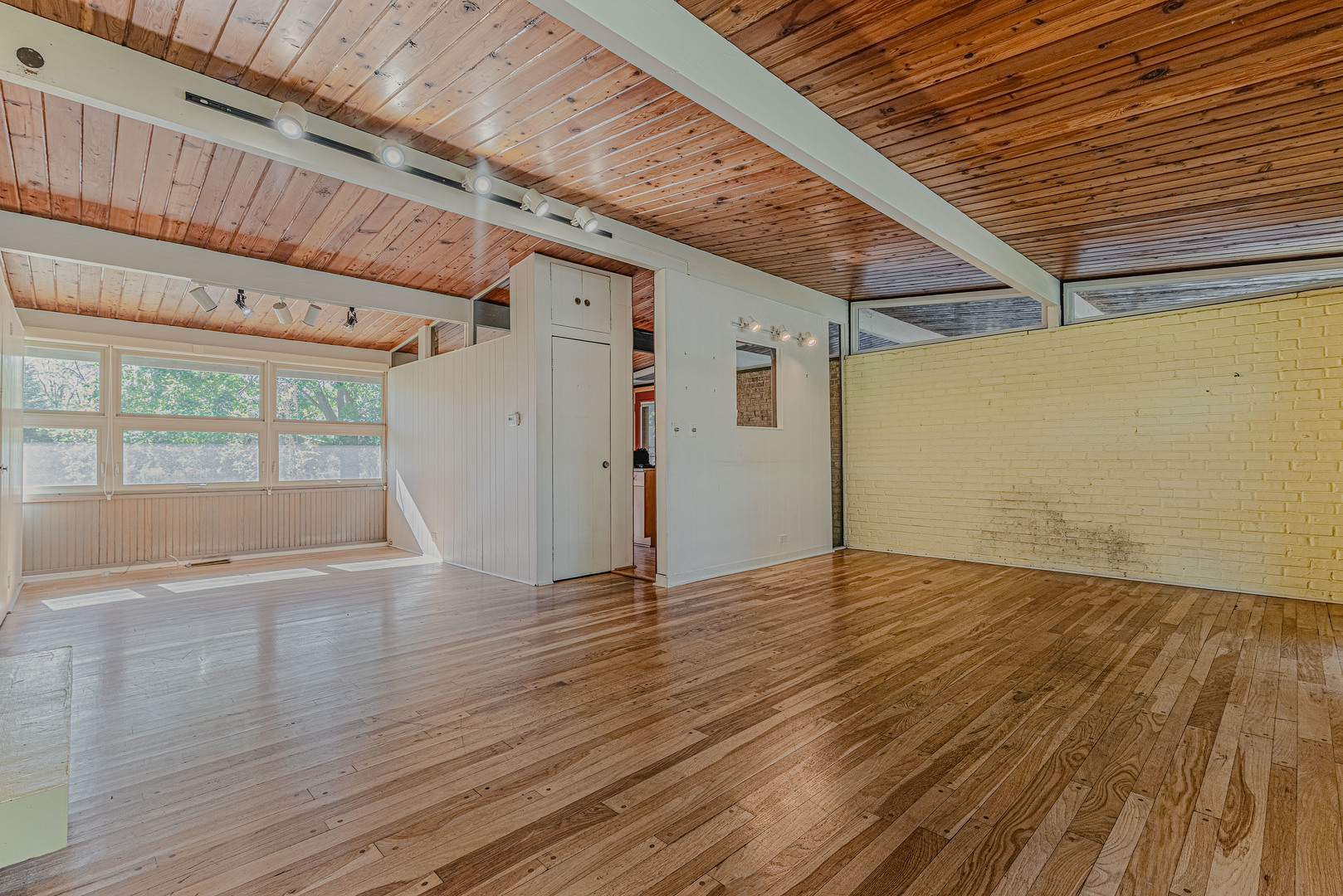 3109 11th Street, Winthrop Harbor, IL 60096