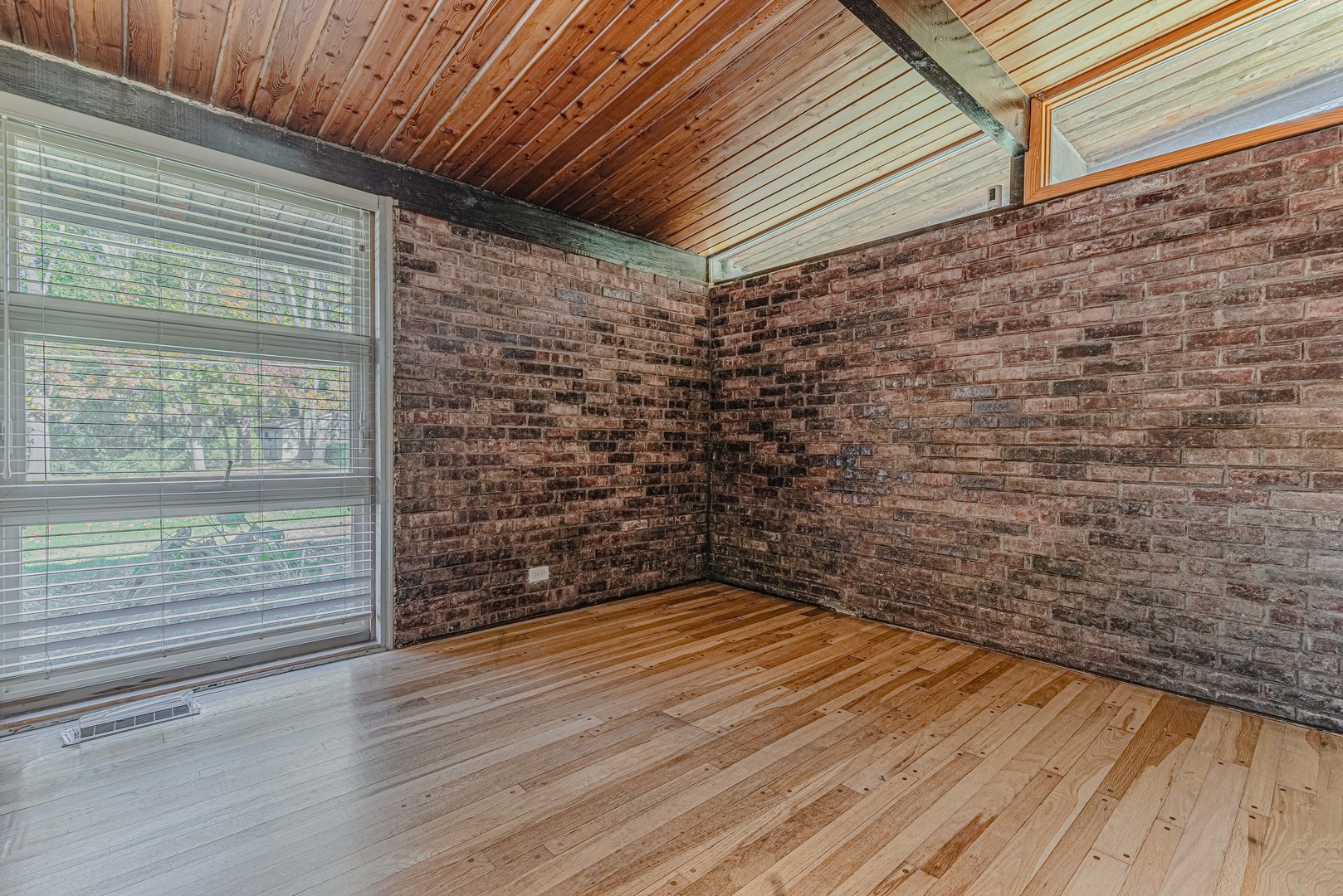 3109 11th Street, Winthrop Harbor, IL 60096